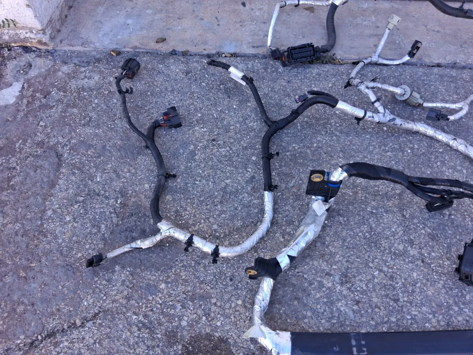 2015-2019 Chevy Corvette C7 Z06 8-Speed Automatic Transmission Wire Harness MPN 84090870 image 2