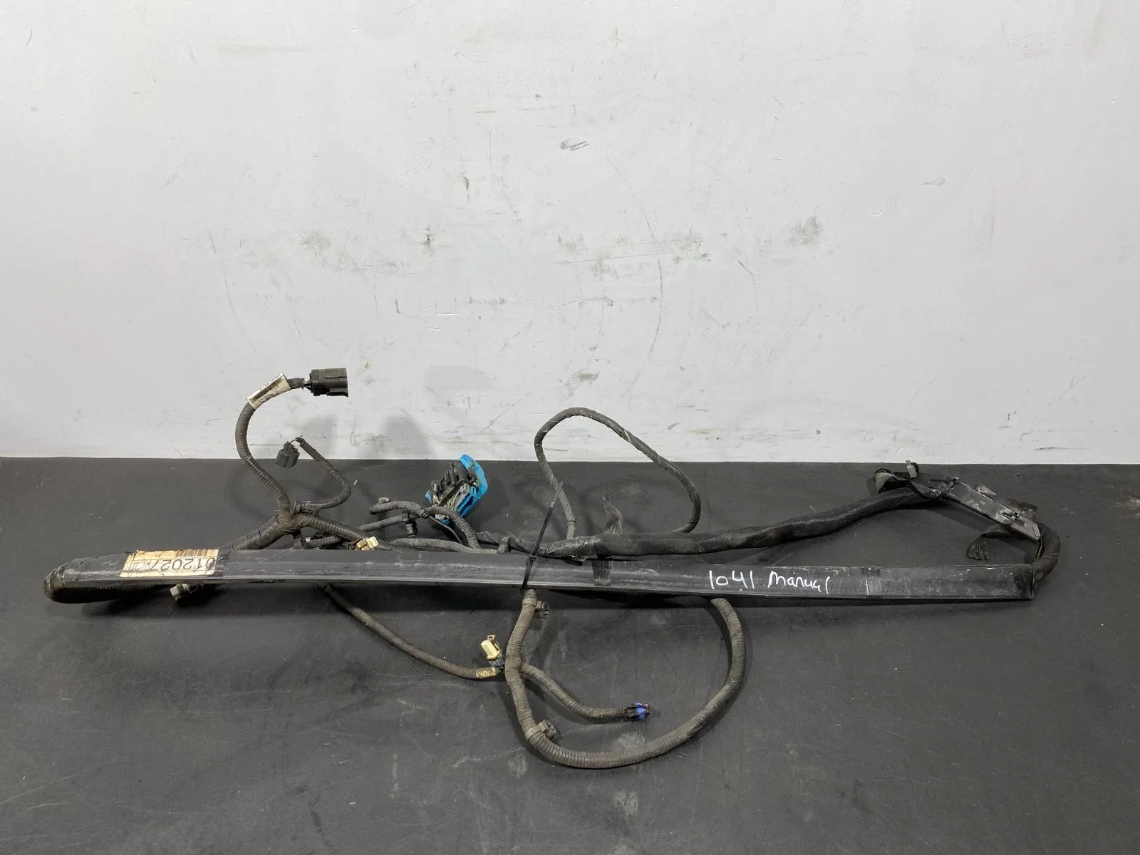 2012 Chevrolet Corvette C6 Manual Transmission Wiring Harness MPN 22810991 image 2