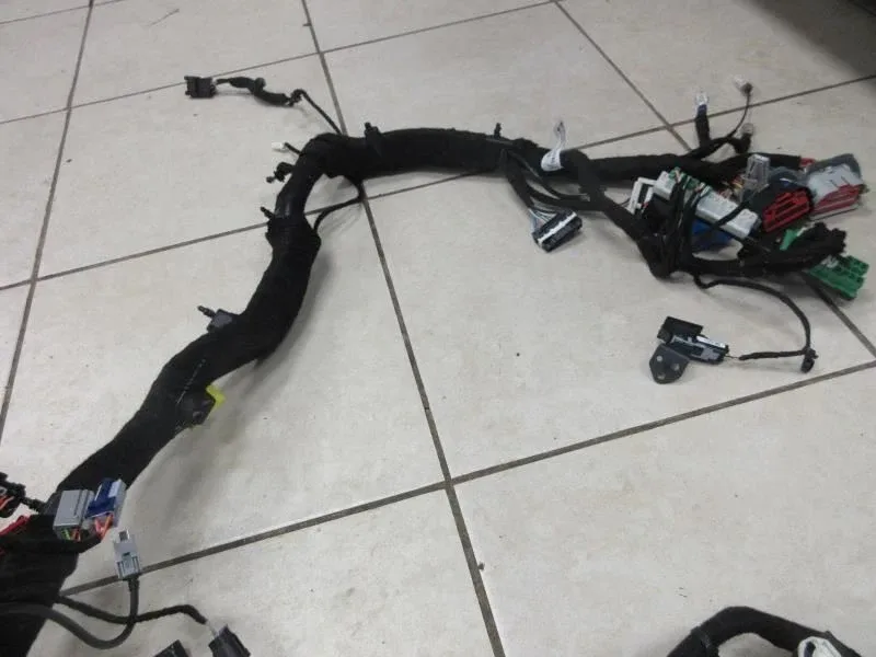 2018 Jeep Wrangler JL OEM Instrument Panel Dash Dashboard Wire Harness 68350827 image 3