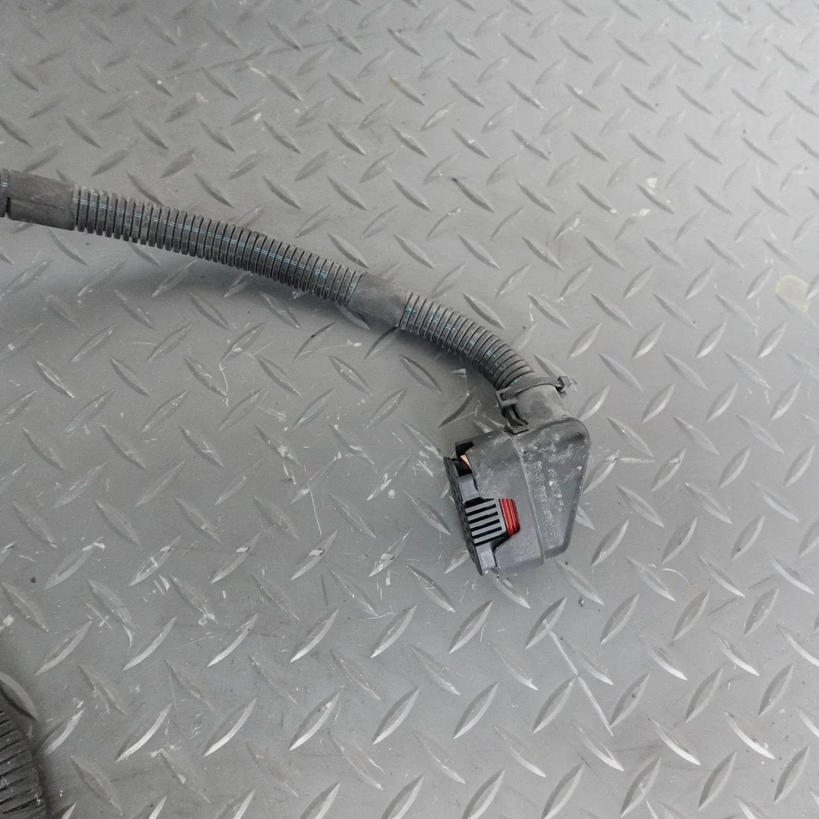 2023-2025 Maserati Grecale Transmission Wiring Harness 06702160110 image 4