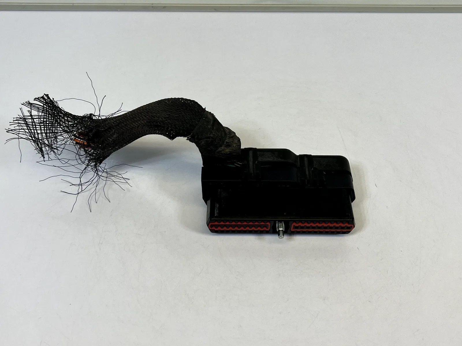 2001 Dodge Stratus SE 2.4L TCU Wiring Harness P04606926AJ
