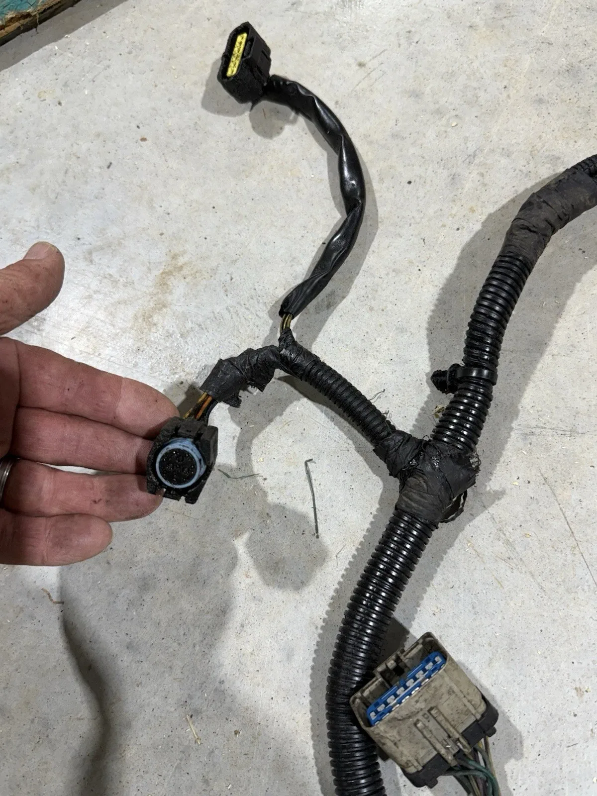 2004 DODGE RAM OEM MOPAR CUMMINS TRANSMISSION WIRING 56051726AA  201604 image 3