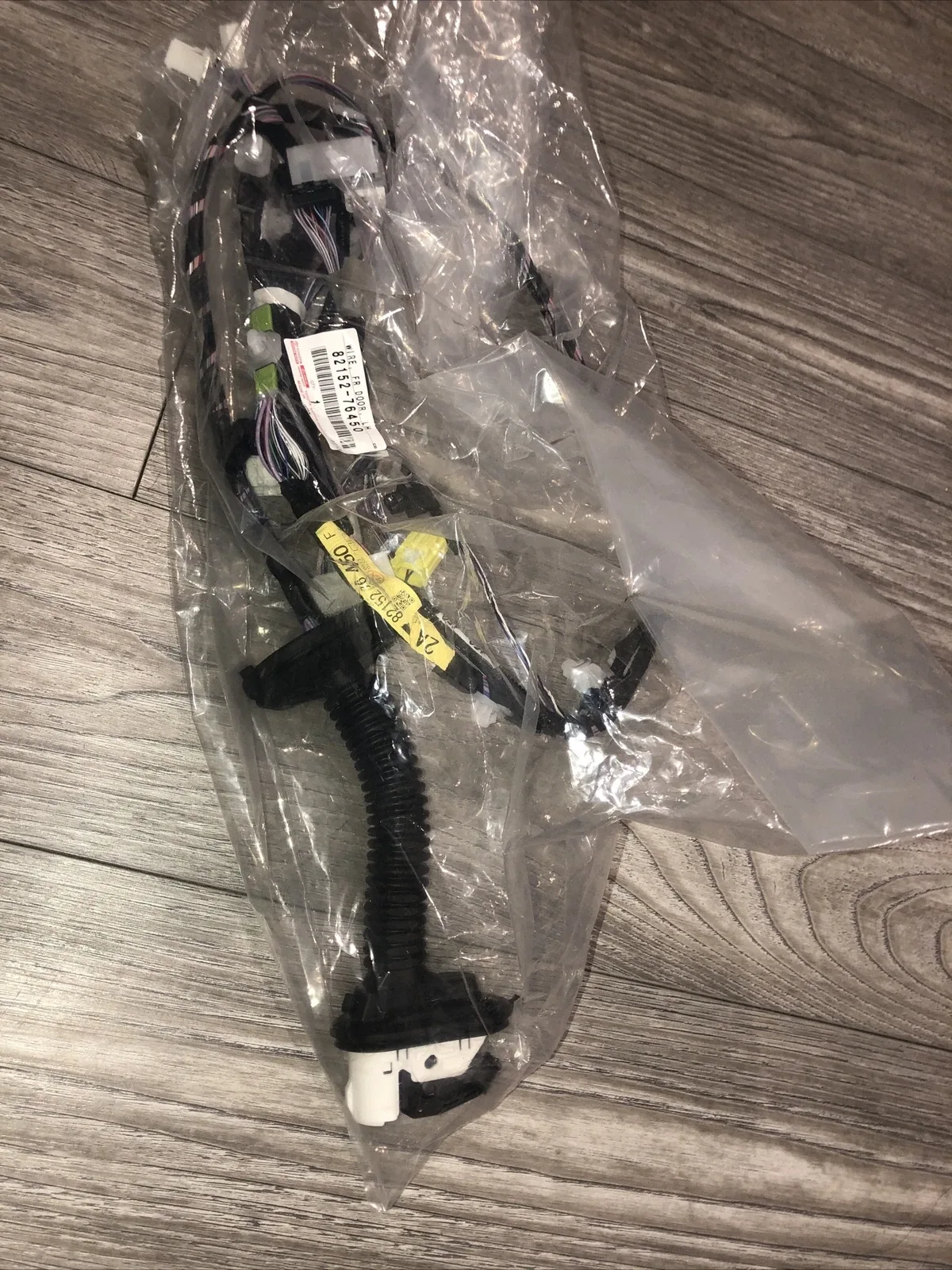 Lexus 82152-76450 Front Door Driver Side Wiring Harness image 3