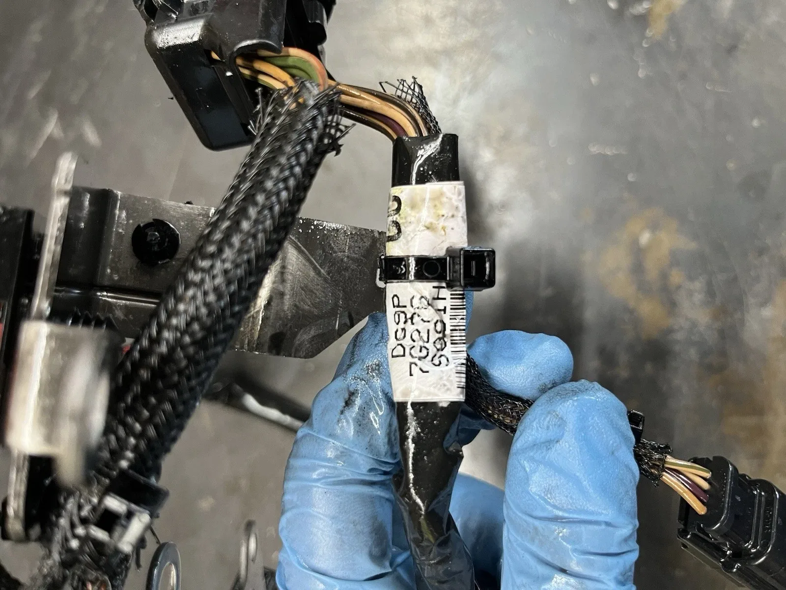 2013-2020 Ford C-Max / Fusion & Lincoln MKZ Hybrid Transmission Wire Harness Sensor image 4