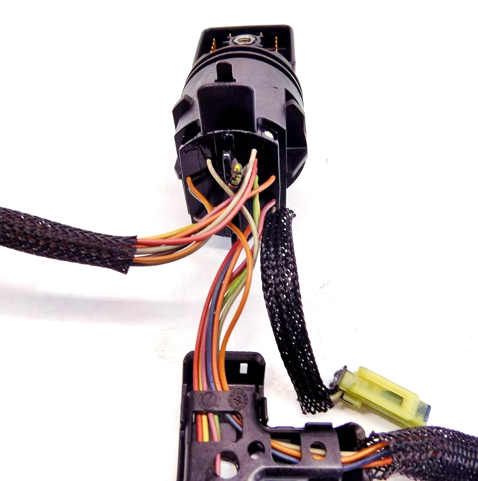 Clean Pre-Owned Ford 5R110W Internal Harness #3C3P-7G276-AA (2003-Up) image 4