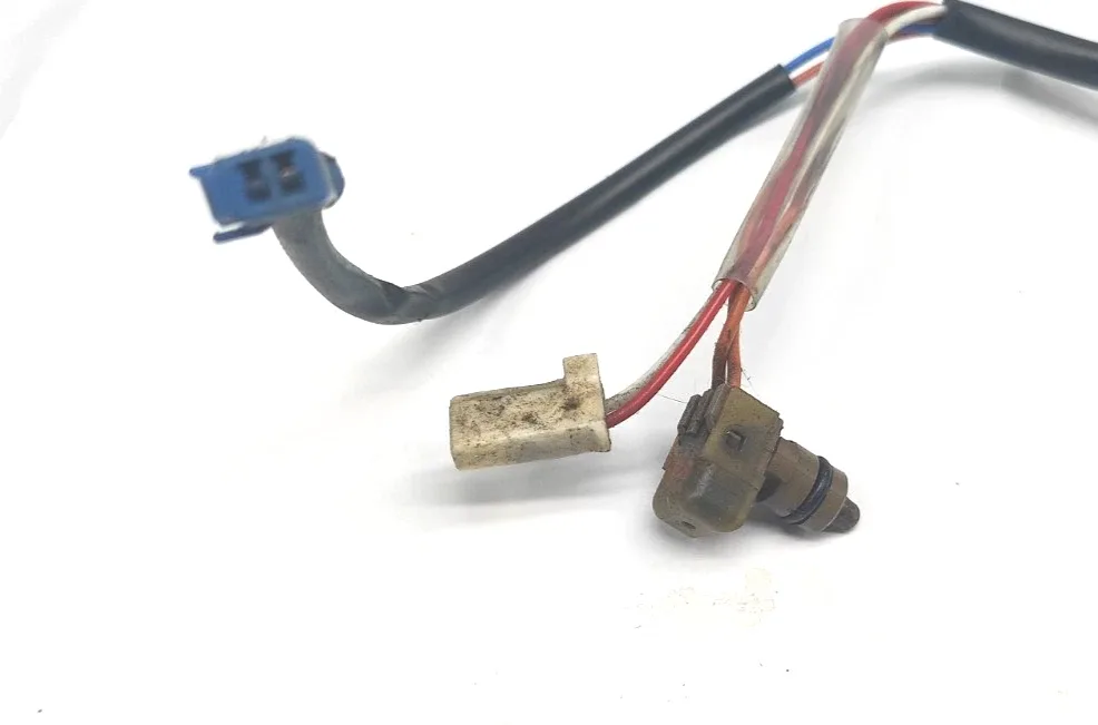 .09G Tran internal Wire harness (6 Prong Case Conn.)(W/2 Prong Conn. & Temp sens image 3