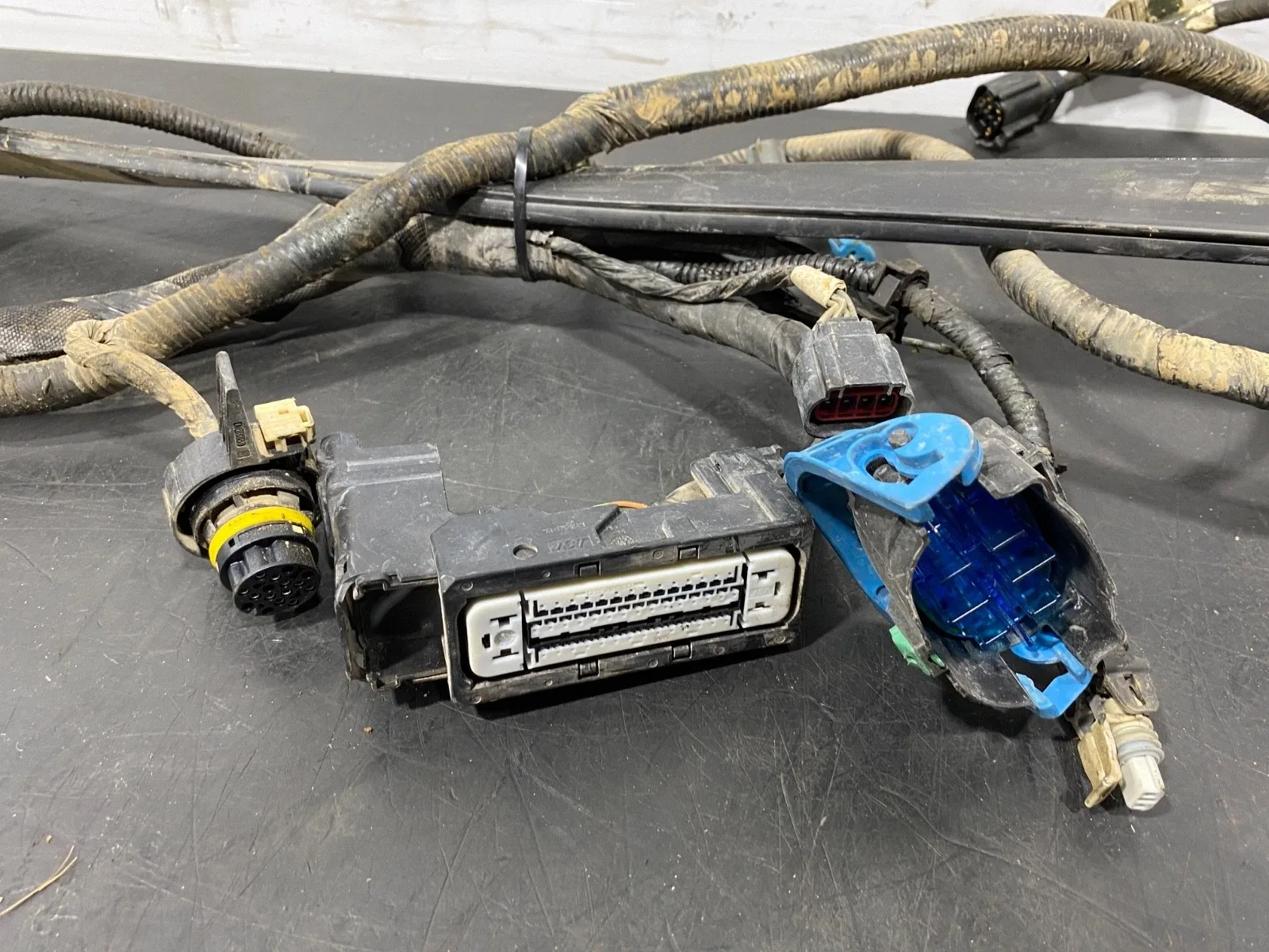 2012 CORVETTE C6 GRANDSPORT OEM TRANSMISSION TUNNEL WIRING HARNESS 22791040 USED image 4