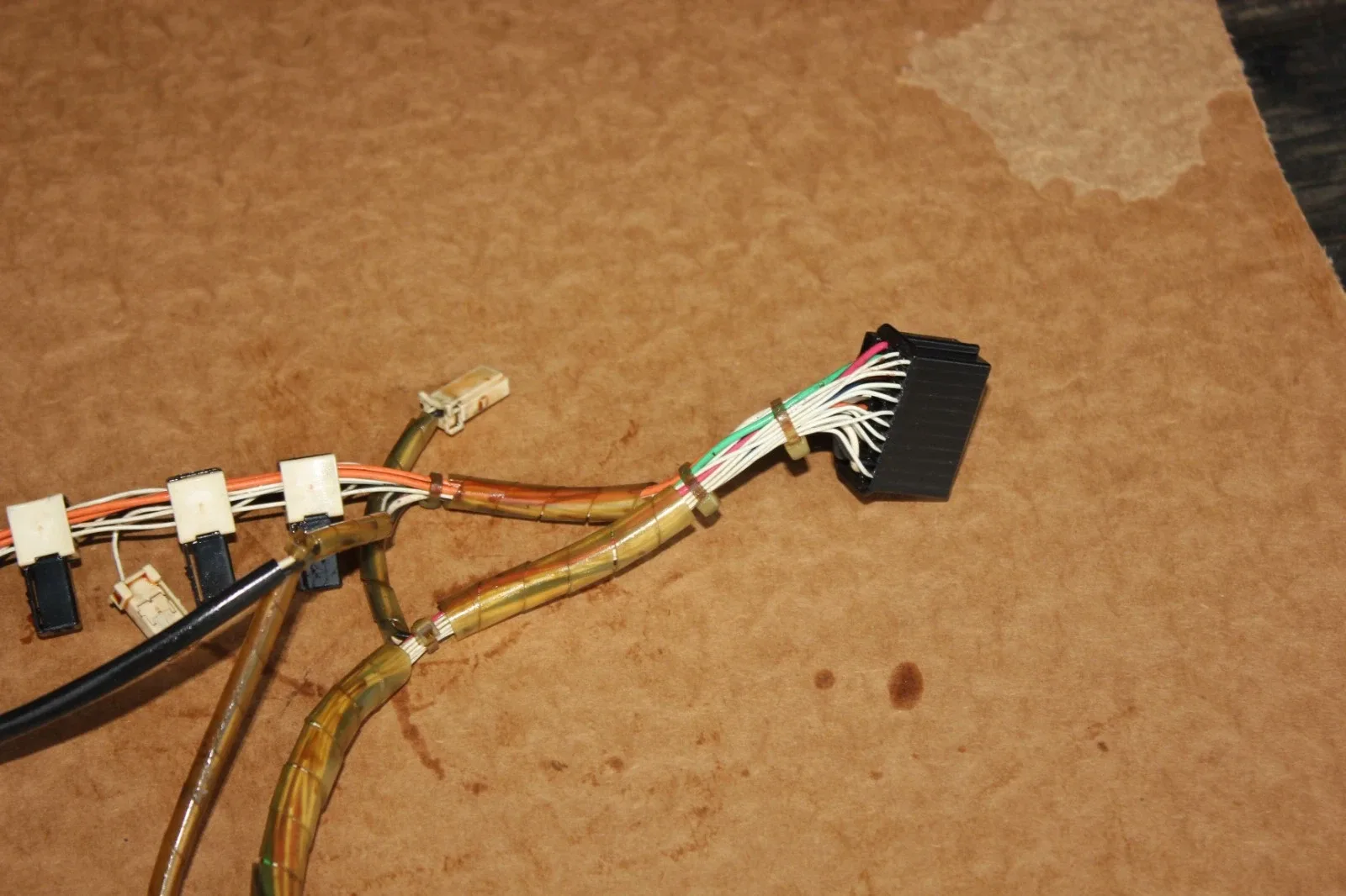 2023-2025 Toyota Crown /Lexus Hybrid PC60 Valve Body Wiring Harness 8212530610 image 3