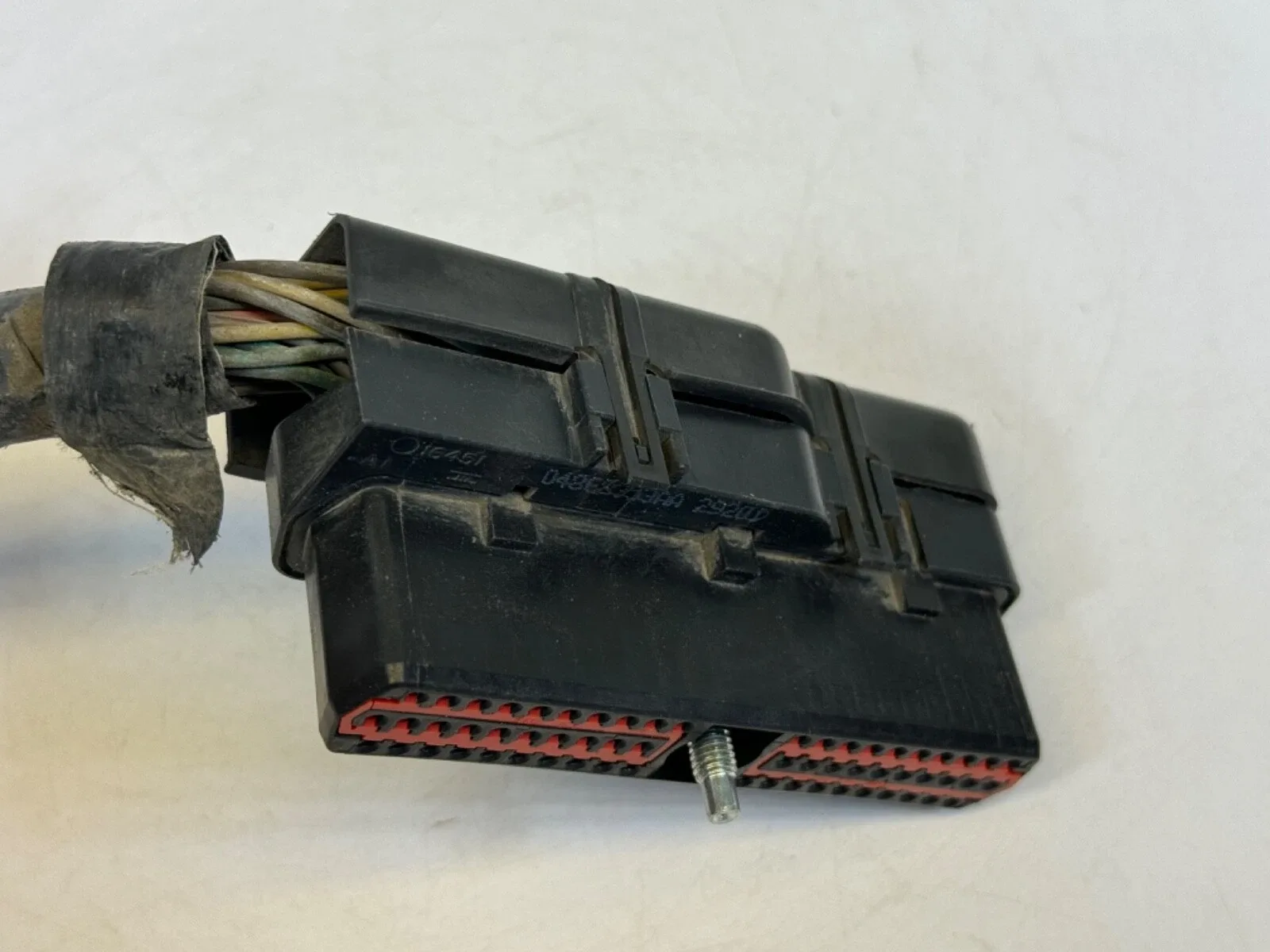 2002 Dodge Grand Caravan 6 Cyl 3.3L TCU WIRING HARNESS PLUG CONNECTOR OEM. image 4