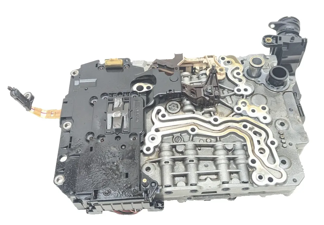 2012 Audi A7 Quattro Transmission Valve Body Mechatronic 4G0927158E