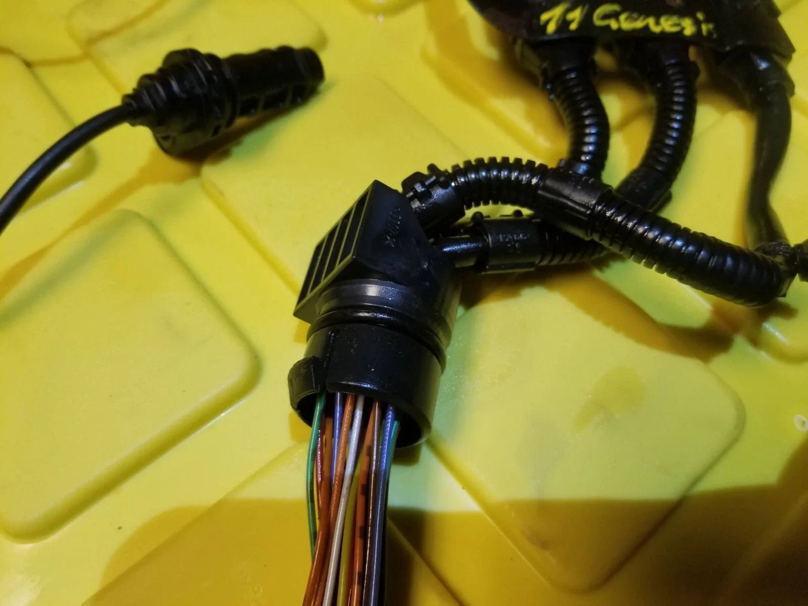 2011 Genesis Coupe Valve Body Wire Harness Speed Sensor 2.0L R471 OEM image 4