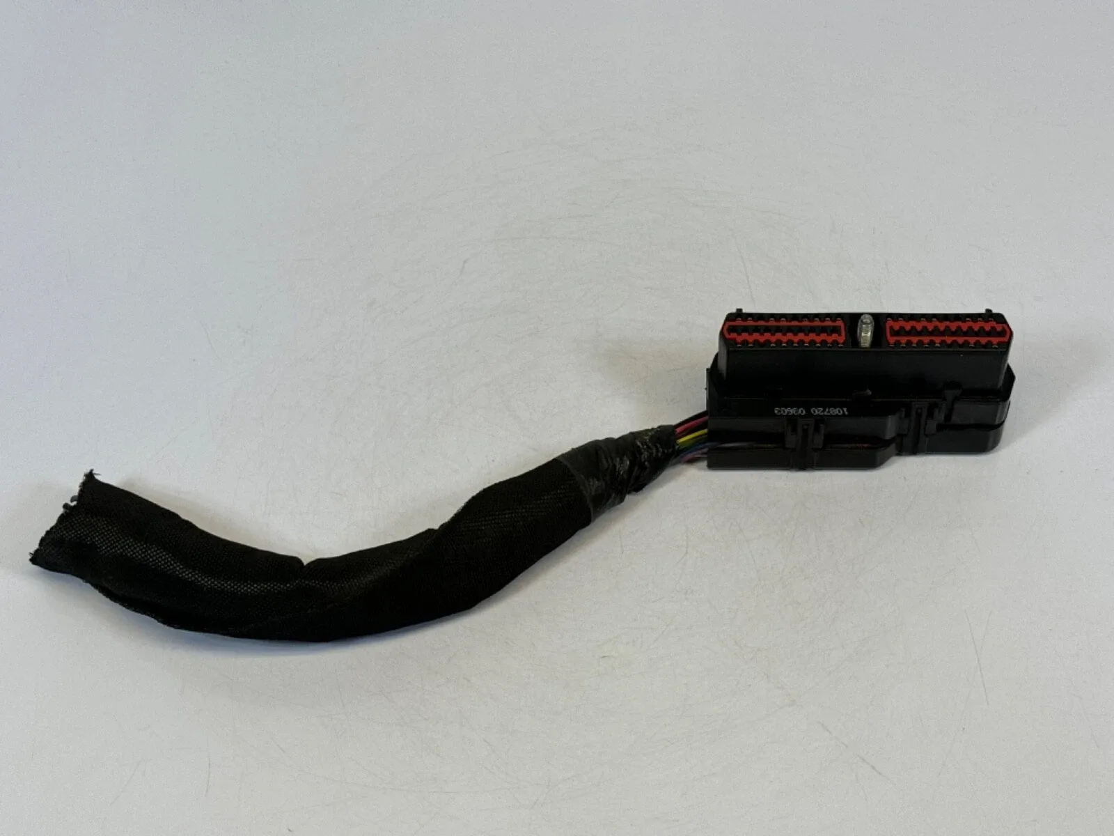 2003 Jeep Liberty 3.7L V6 4x2 TCU WIRING HARNESS PLUG CONNECTOR OEM.