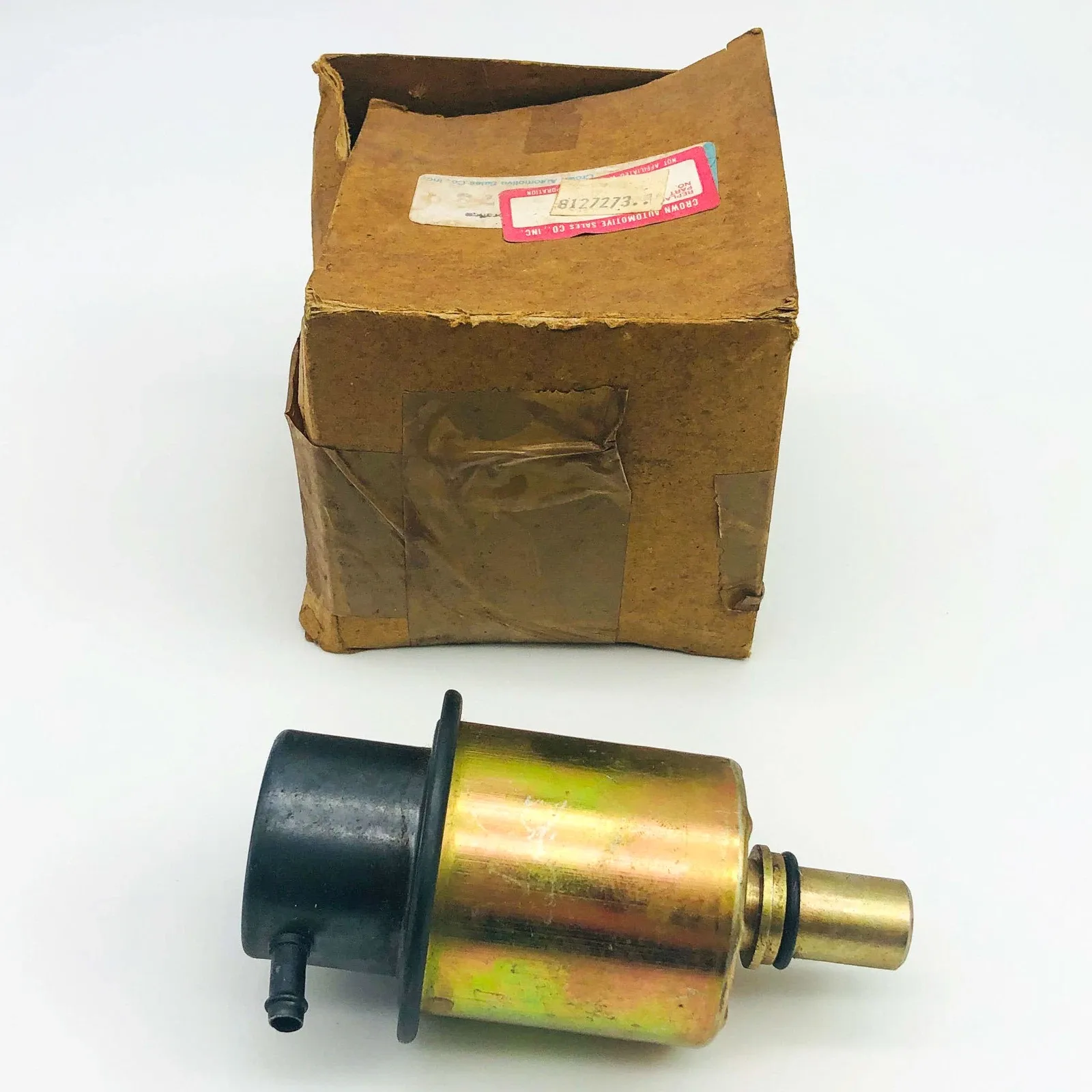 Crown 8127273 Transmission Modulator Valve New Old Stock NOS