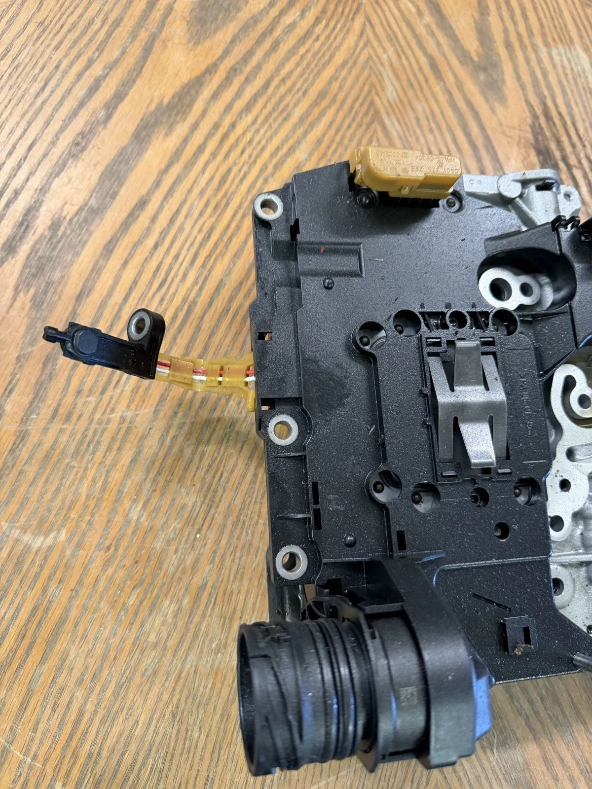 2014-2017 Maserati Ghibli Automatic Valve Body Mechatronic MPN 957988/10871281802 image 4
