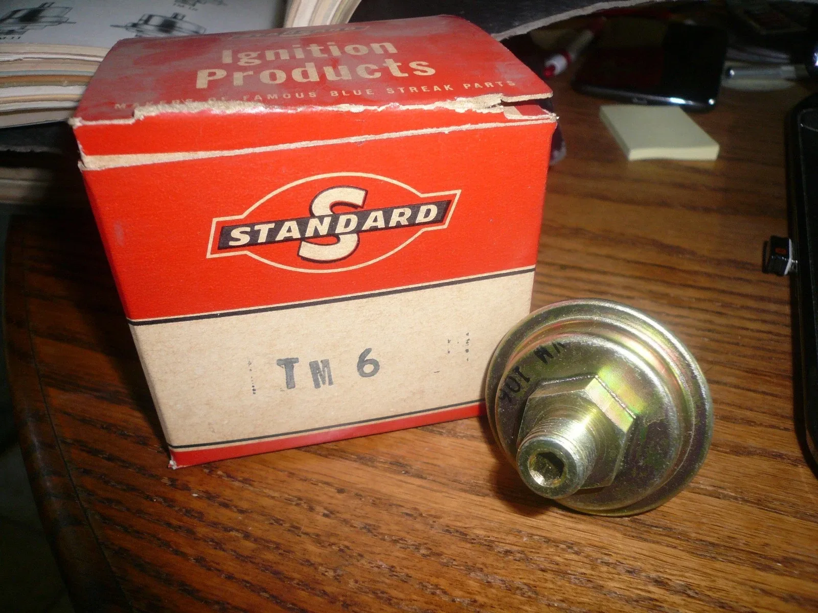 Auto Trans Modulator Valve Standard TM-6 1961 - 65 Ford Mercury CLAP-7A377B image 2