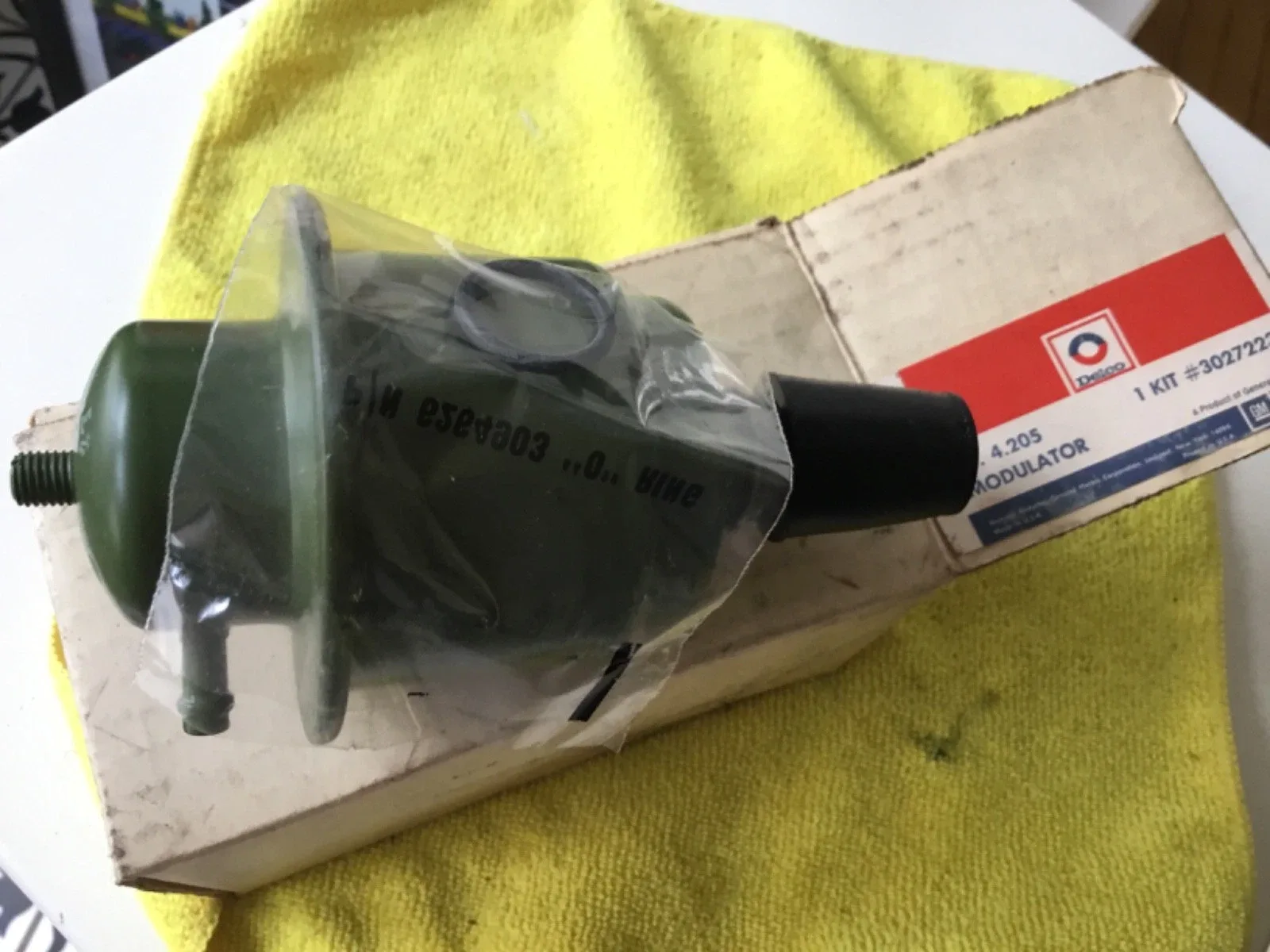 GM 3027221 3027223 AC DELCO D6105 NOS Transmission Vacuum Modulator Olive Green
