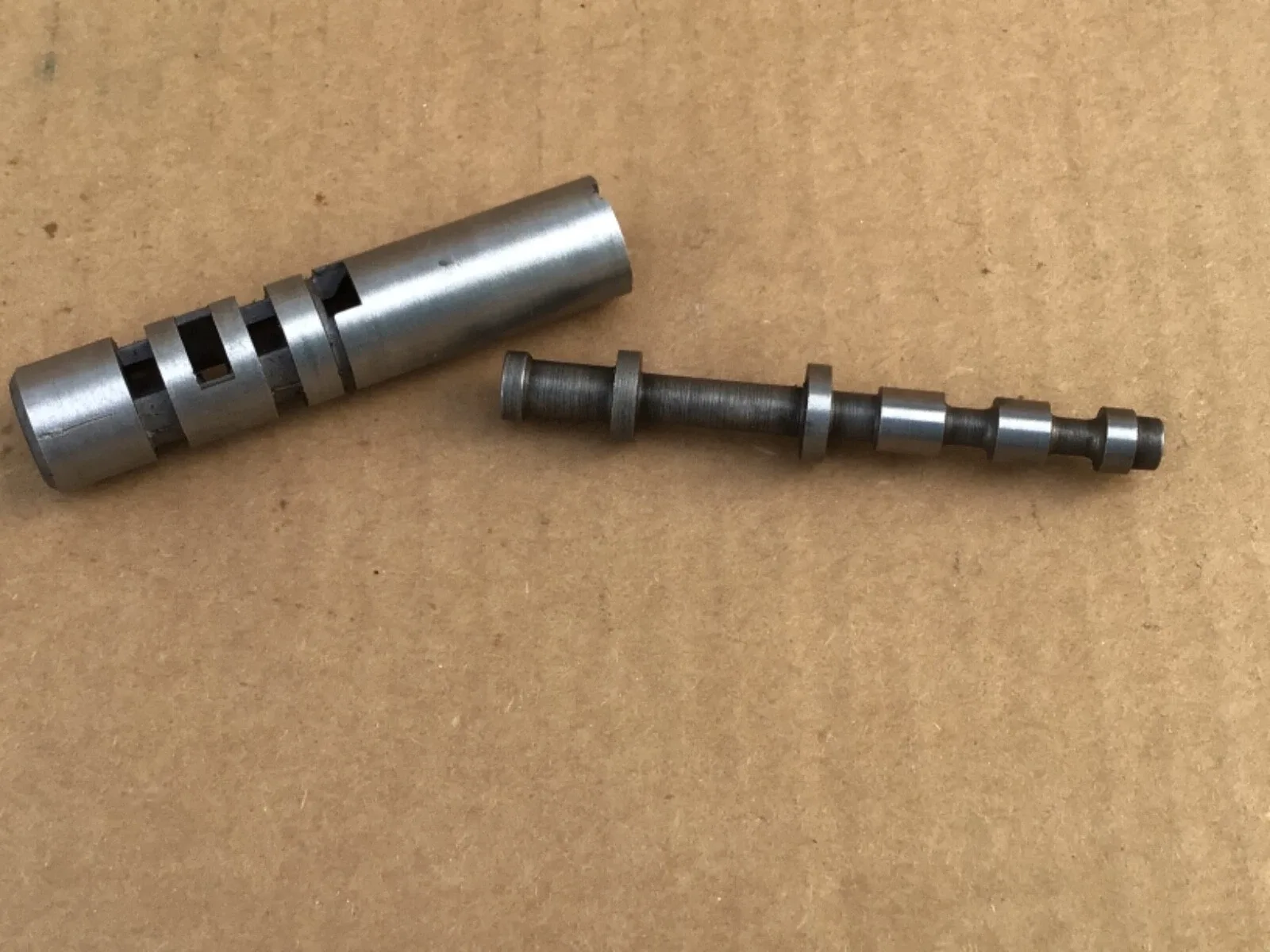 TH425 Vacuum Modulator Valve & Sleeve image 2