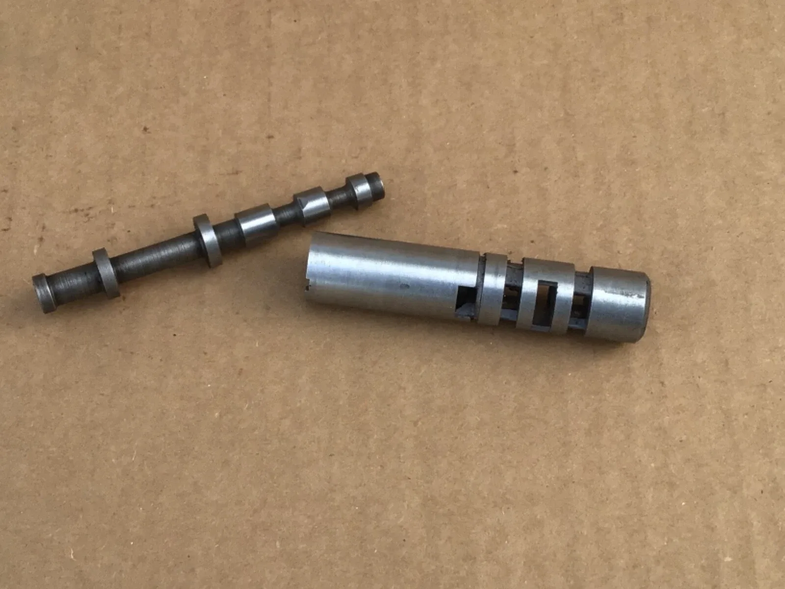 TH425 Vacuum Modulator Valve & Sleeve