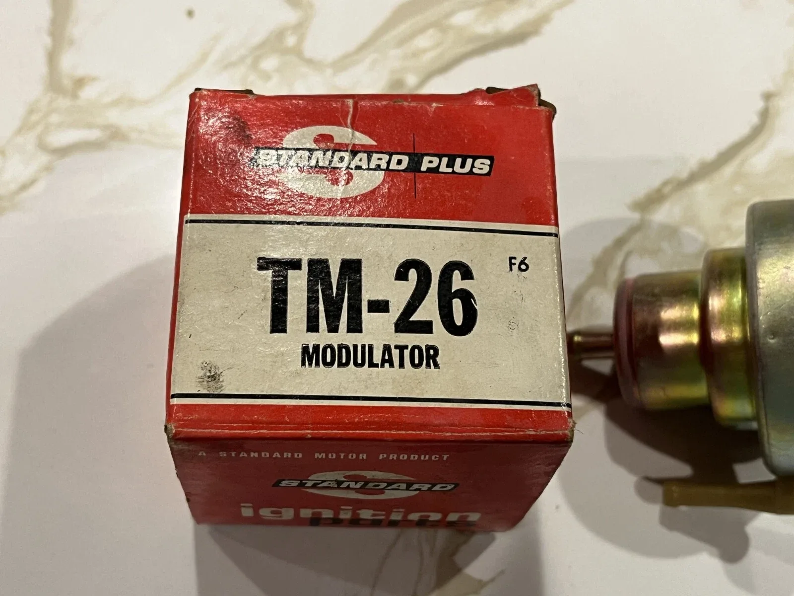NORS Standard TM-26 Automatic Transmission Vacuum Modulator image 3