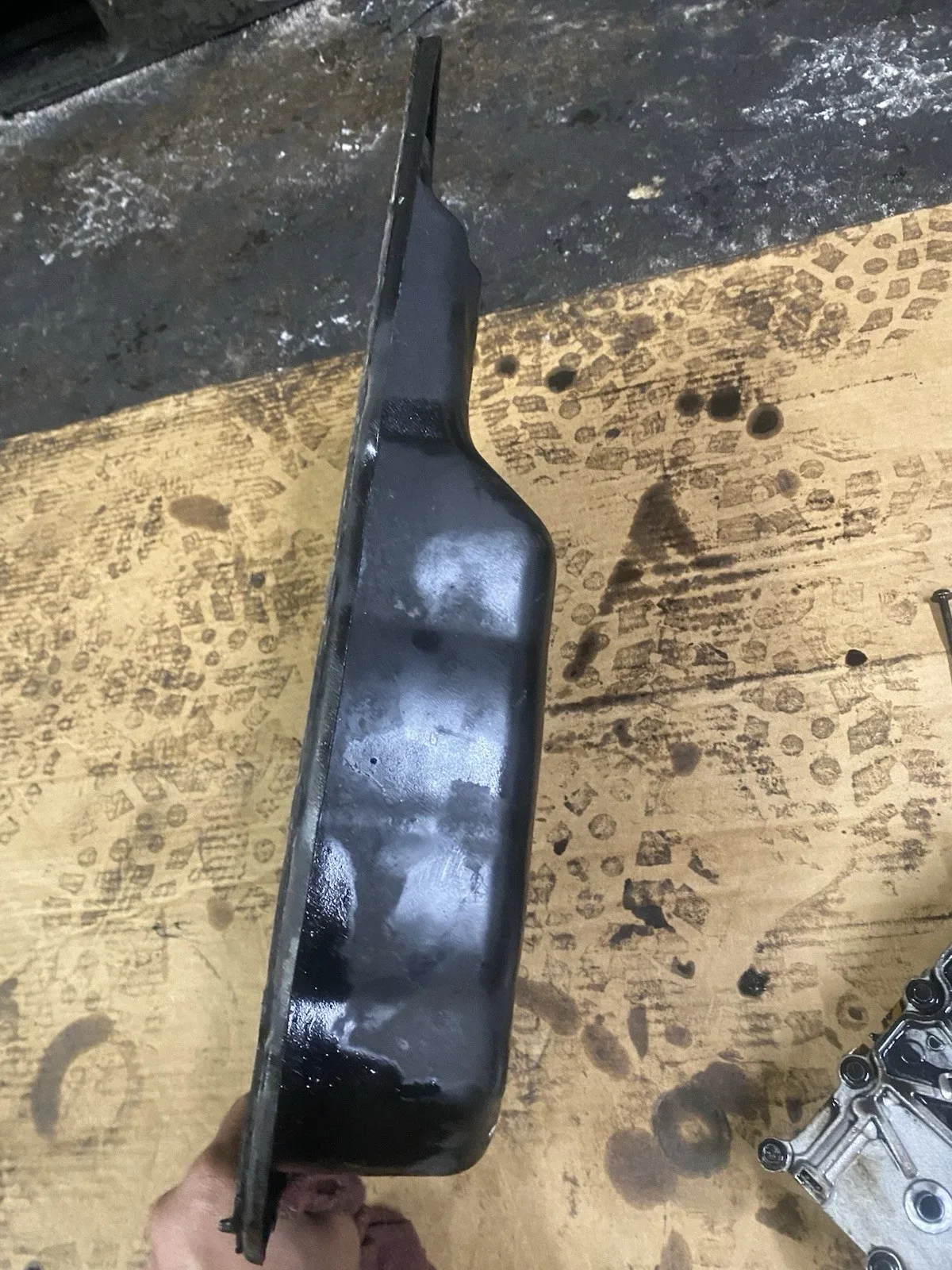 6L90 Transmission Oil Pan ML3N3(b) image 2