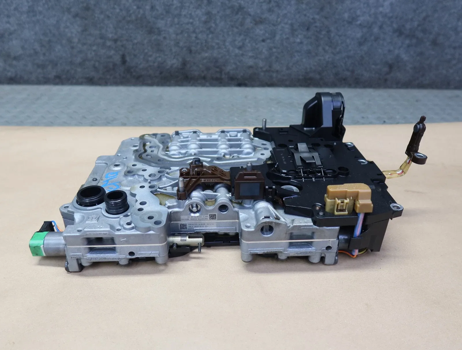 2014-2021 Maserati Quattroporte SQ4 Transmission Valve Body Mechatronic image 3