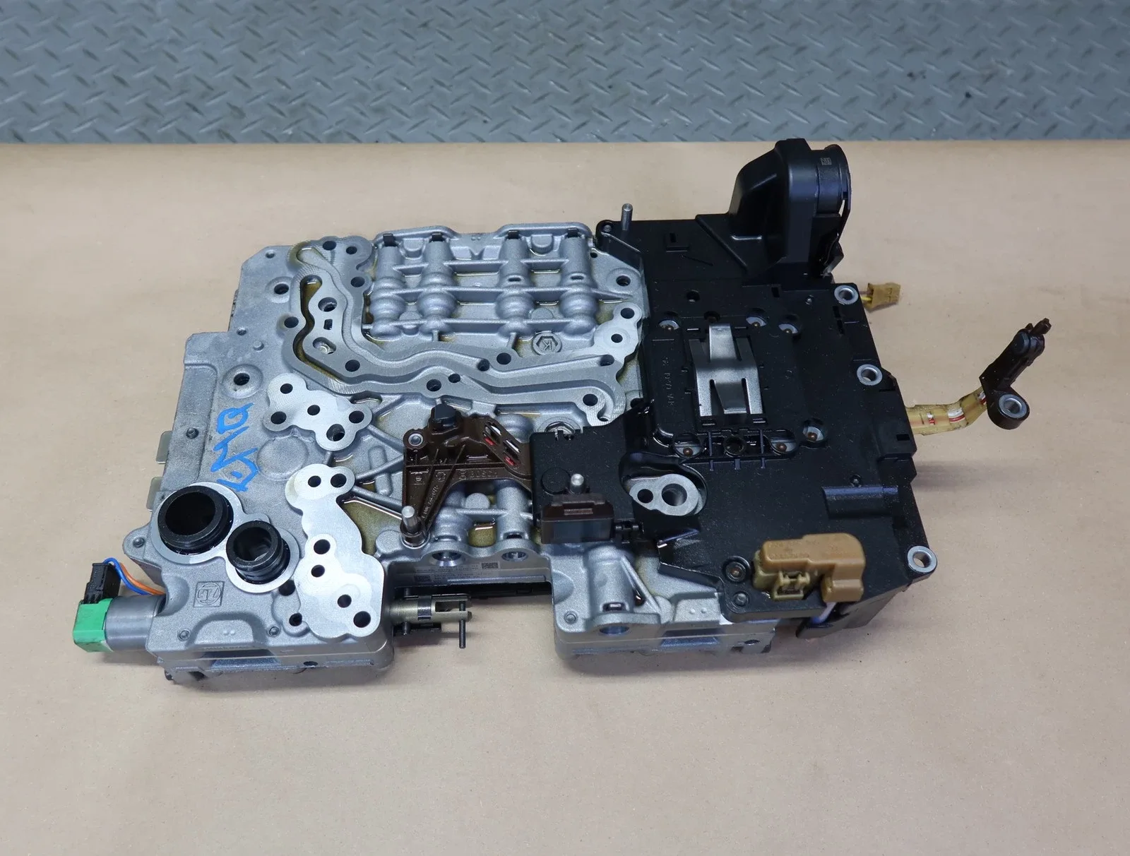 2014-2021 Maserati Quattroporte SQ4 Transmission Valve Body Mechatronic