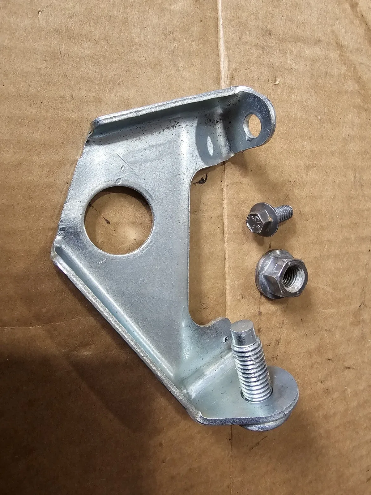 04-05 Dodge Ram 5.9L Cummins 48RE Transmission Shifter Cable Support Bracket image 2