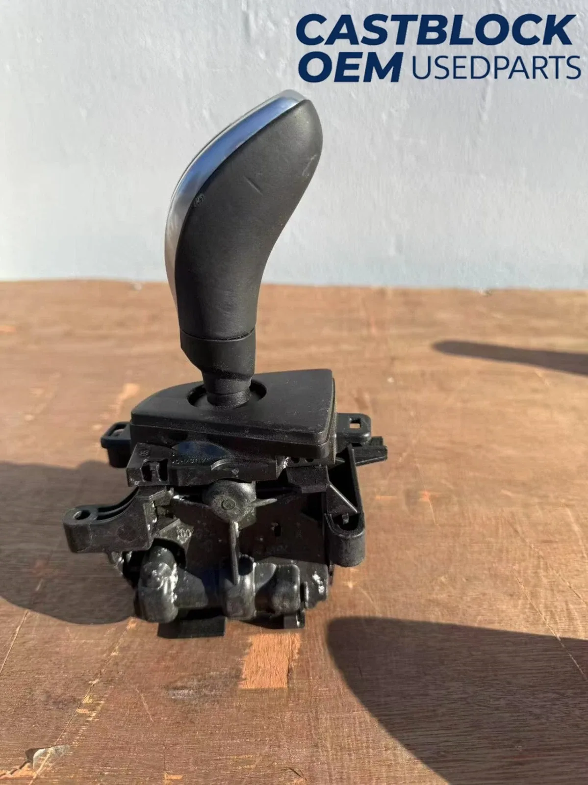 2017-2020 BMW AUTOMATIC TRANSMISSION GEAR SHIFTER LEVER GM 7950387-01 OEM image 2