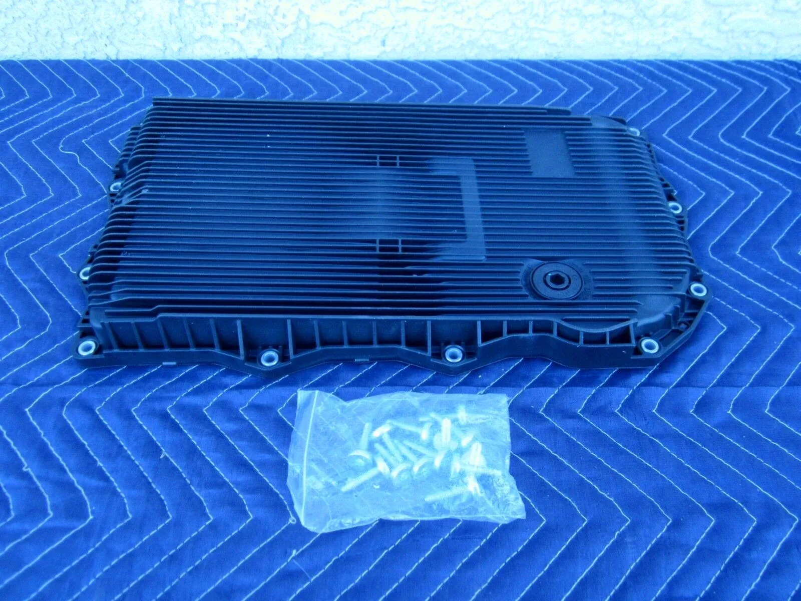 BMW F10 F20 F35 X3 X5 Transmission Oil Pan 24117624192