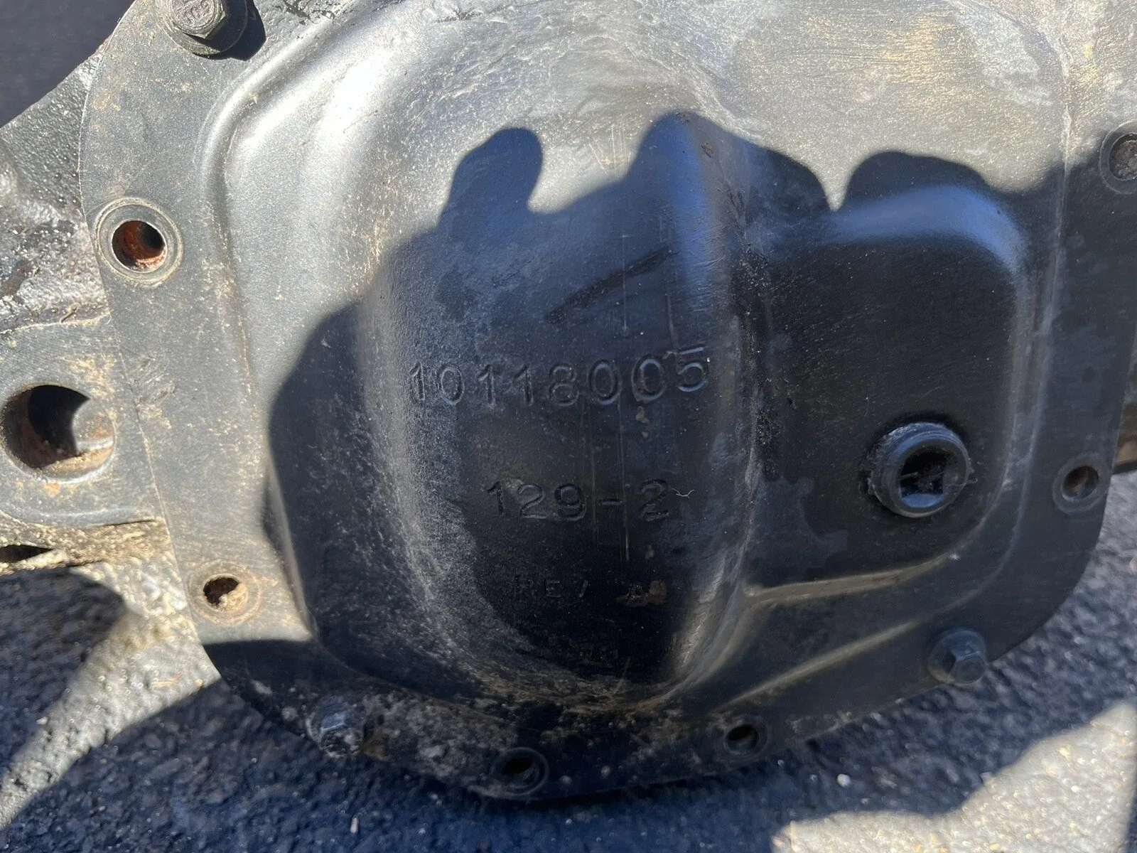 2018-2024 Jeep Wrangler Front Axle Pumpkin Differential Locker OEM image 3
