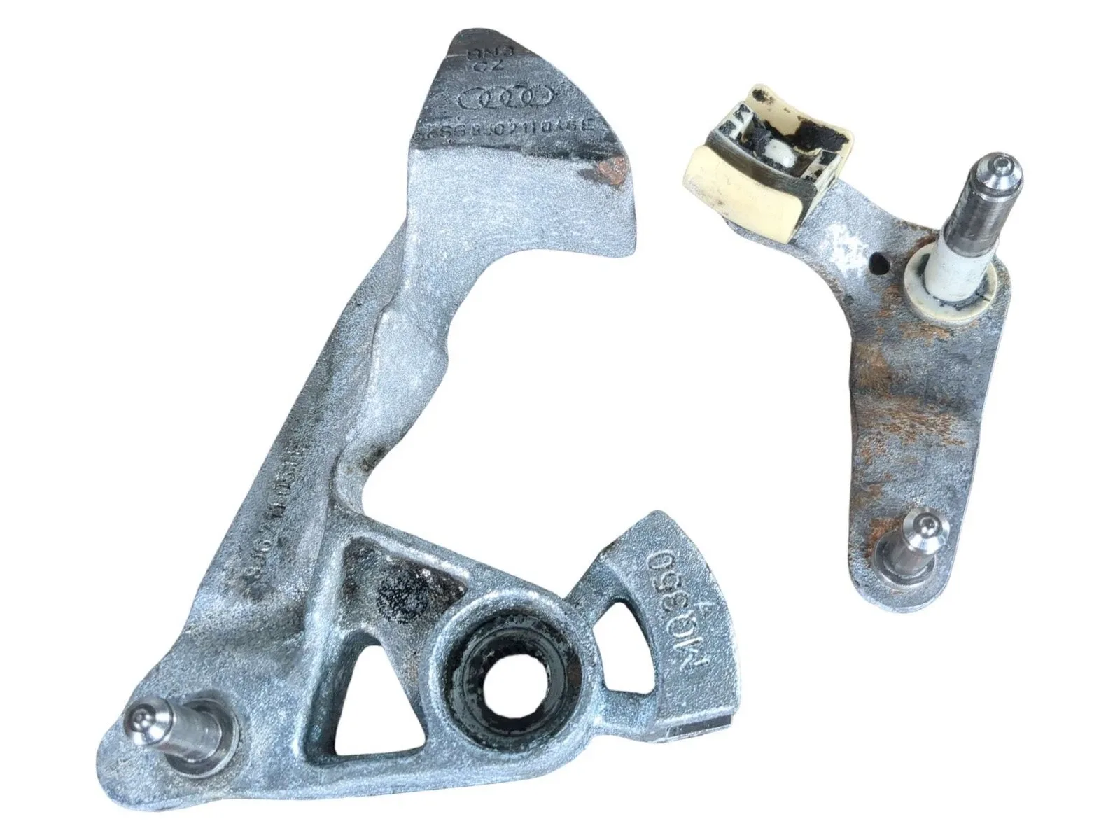 2004 VW Golf R32 6 Speed Shifter Weight w Pivot Arm image 2
