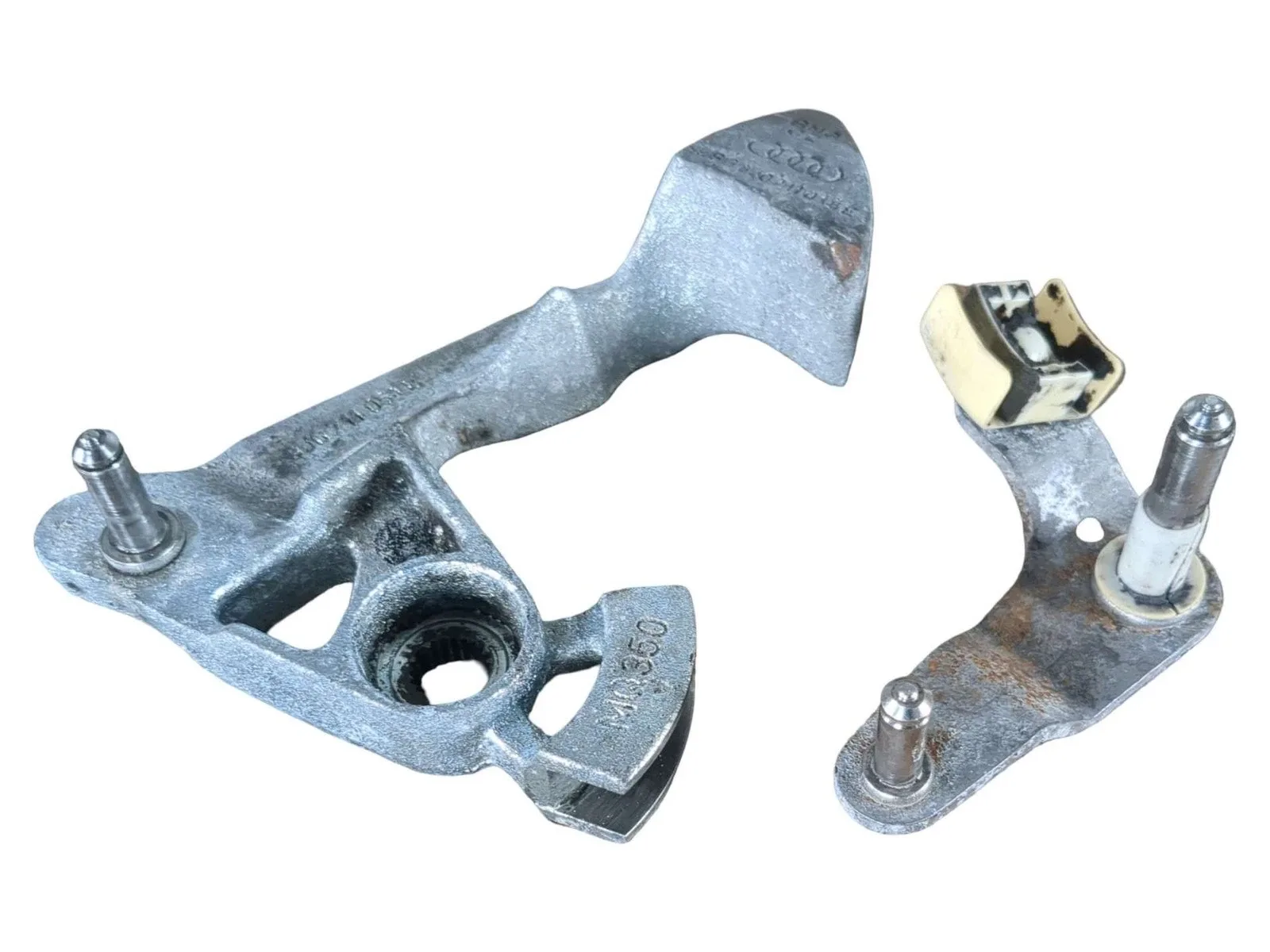 2004 VW Golf R32 6 Speed Shifter Weight w Pivot Arm