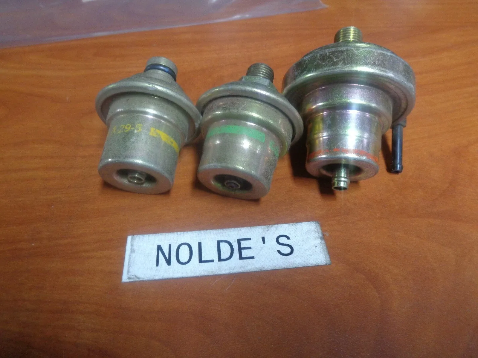 Trans.  Vacuum modulator  Yellow/Green/OrangeStripe SK1630 DS617 B3  3 Piece