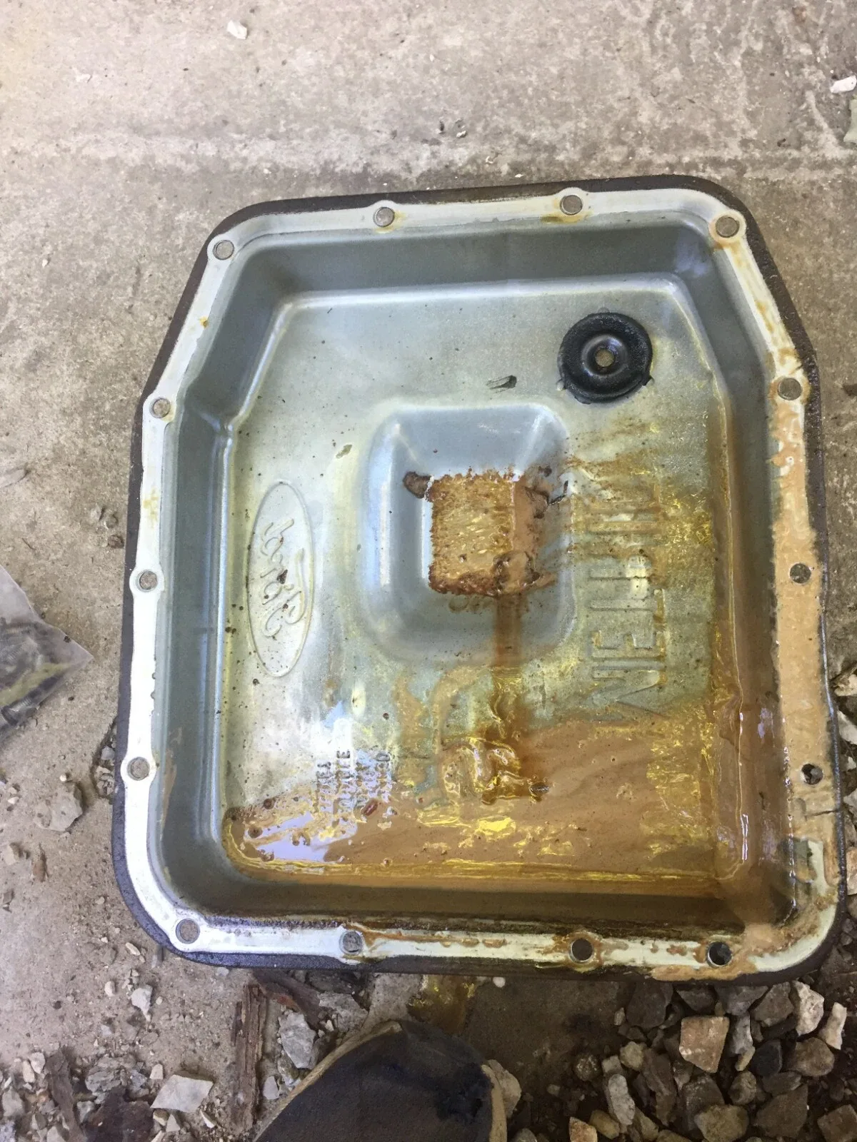 1996 1997 1998 Ford 4R70W Automatic Auto Transmission Fluid Oil Pan AODE 4R75W E image 4
