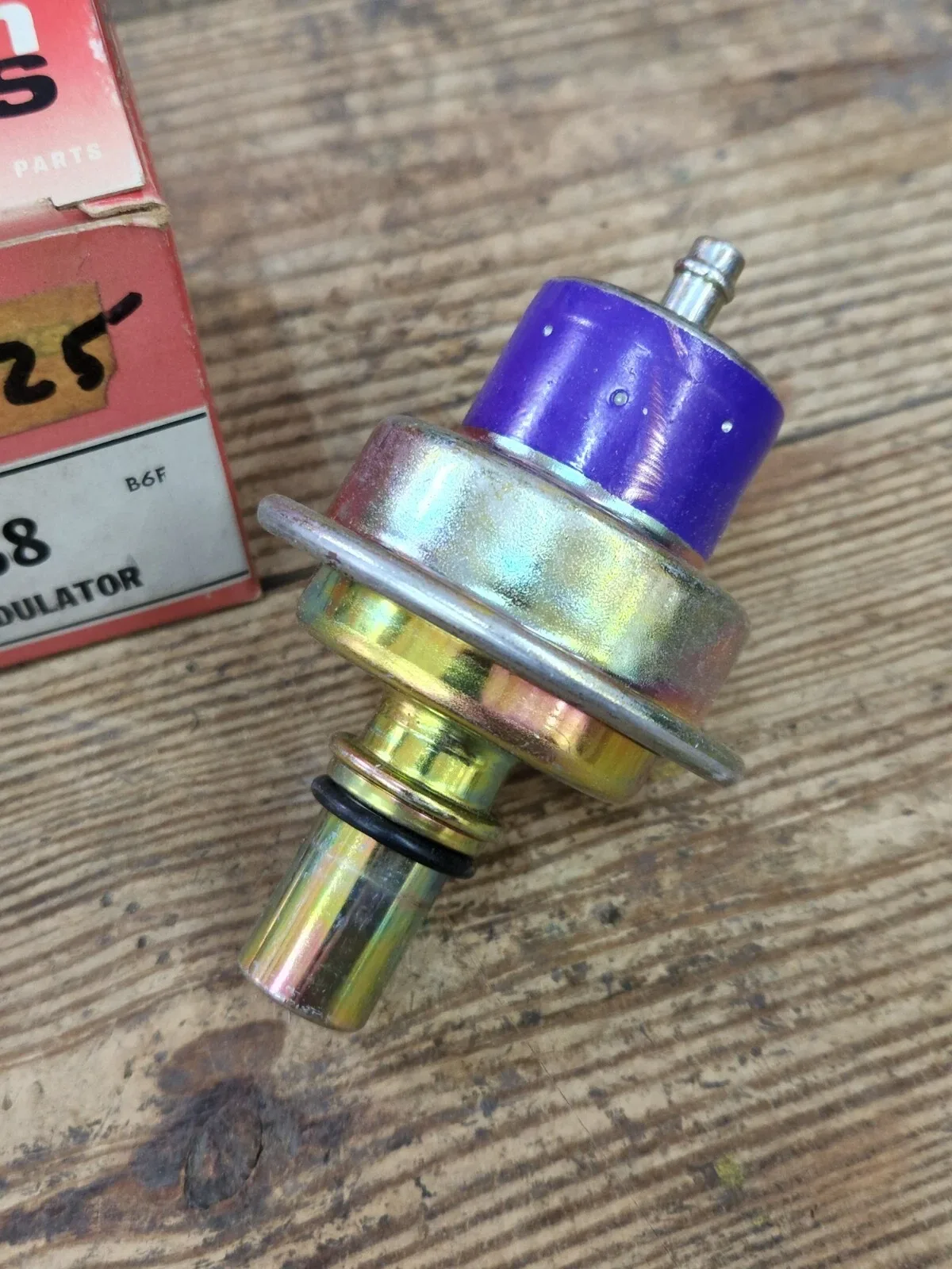 NORS NEW GM 3035519 TRANSMISSION VACUUM MODULATOR 77-90 GM VEHICLES TM-38 USA image 2
