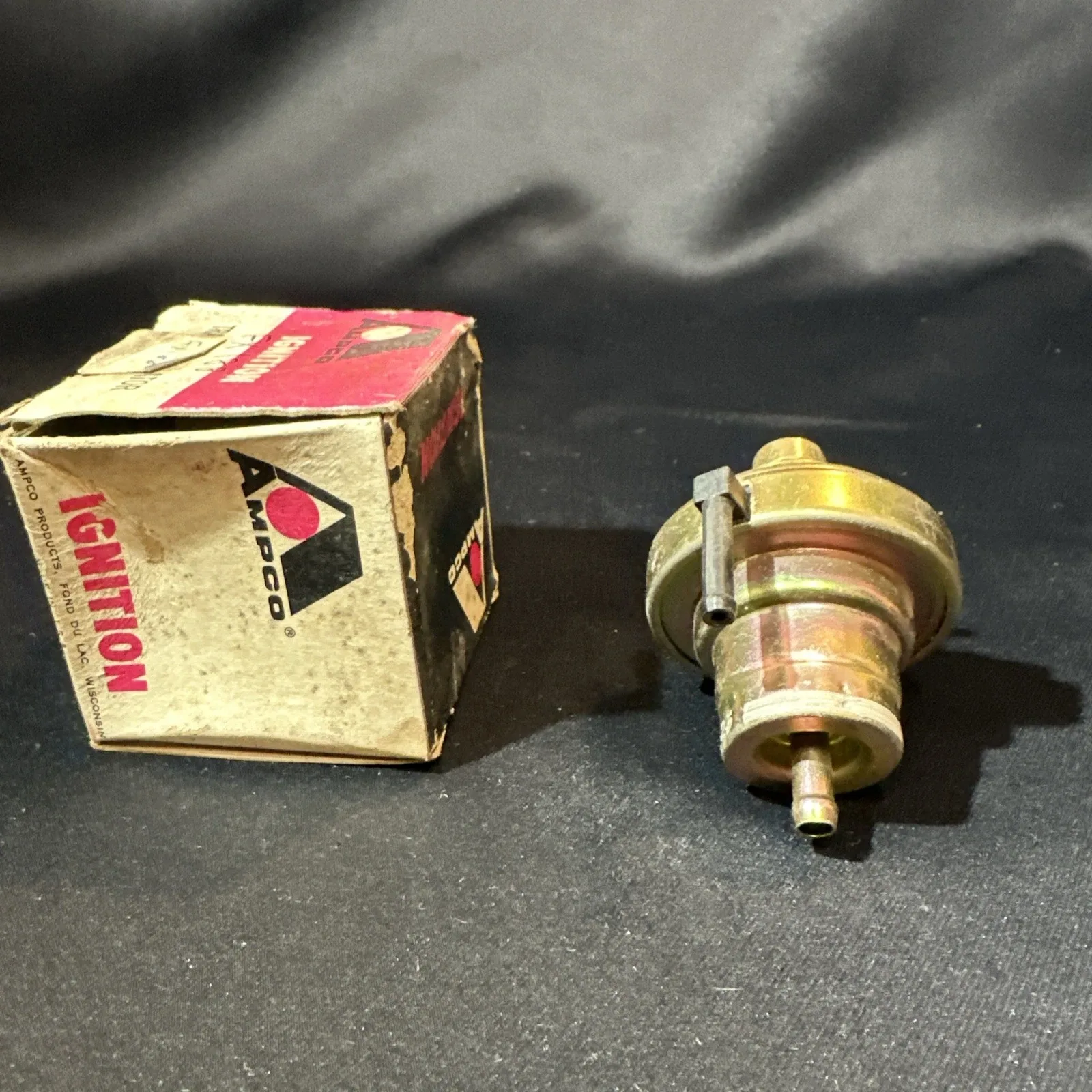 NOS Vintage Ampco FX188 Vacuum Transmission Modulator White Stripe Ford C4 C6 FM image 2