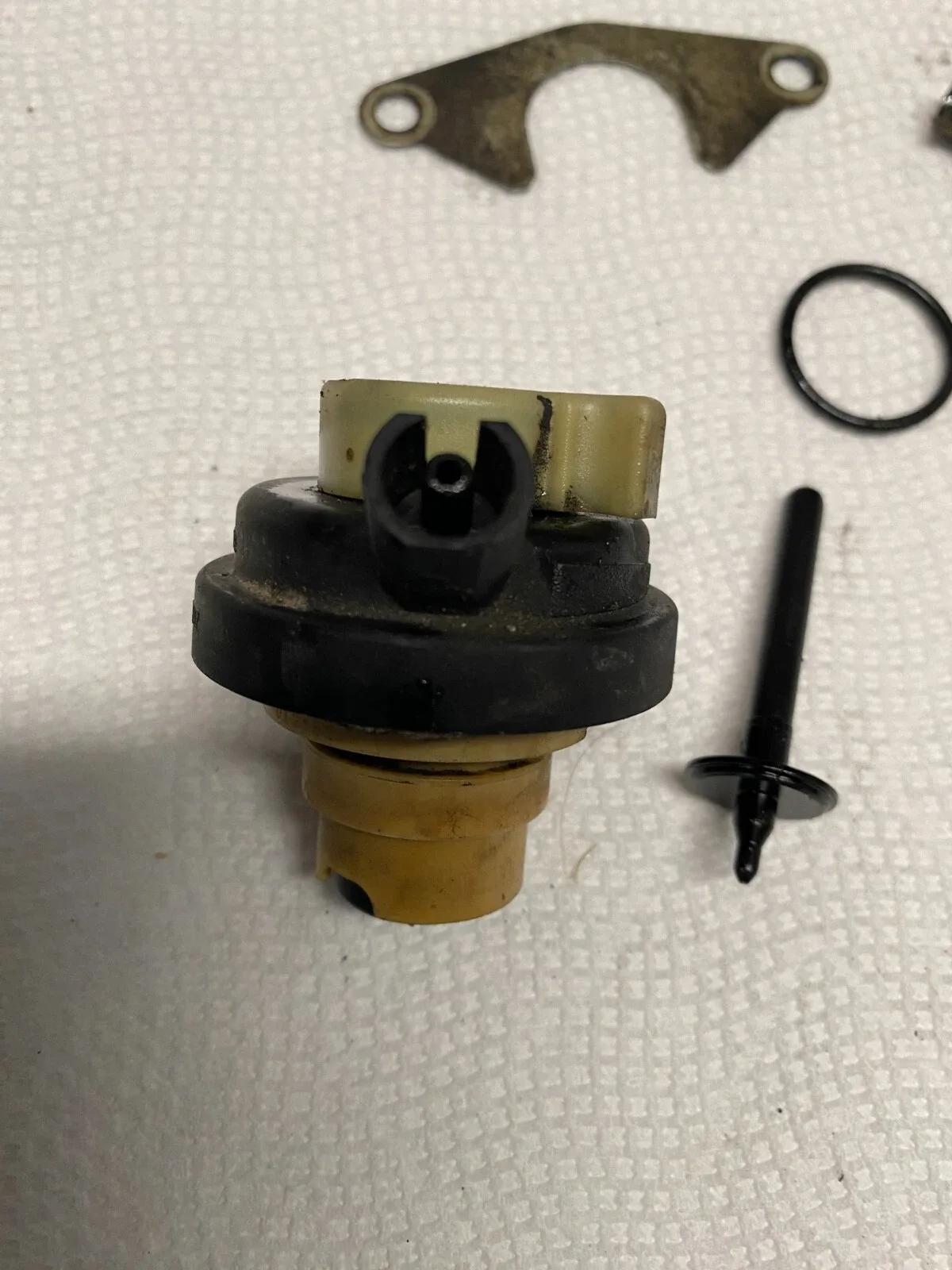 Mercedes Vacuum Modulator for 722.3xx, 722.4xx, 722.5xx Automatic Transmissions image 3