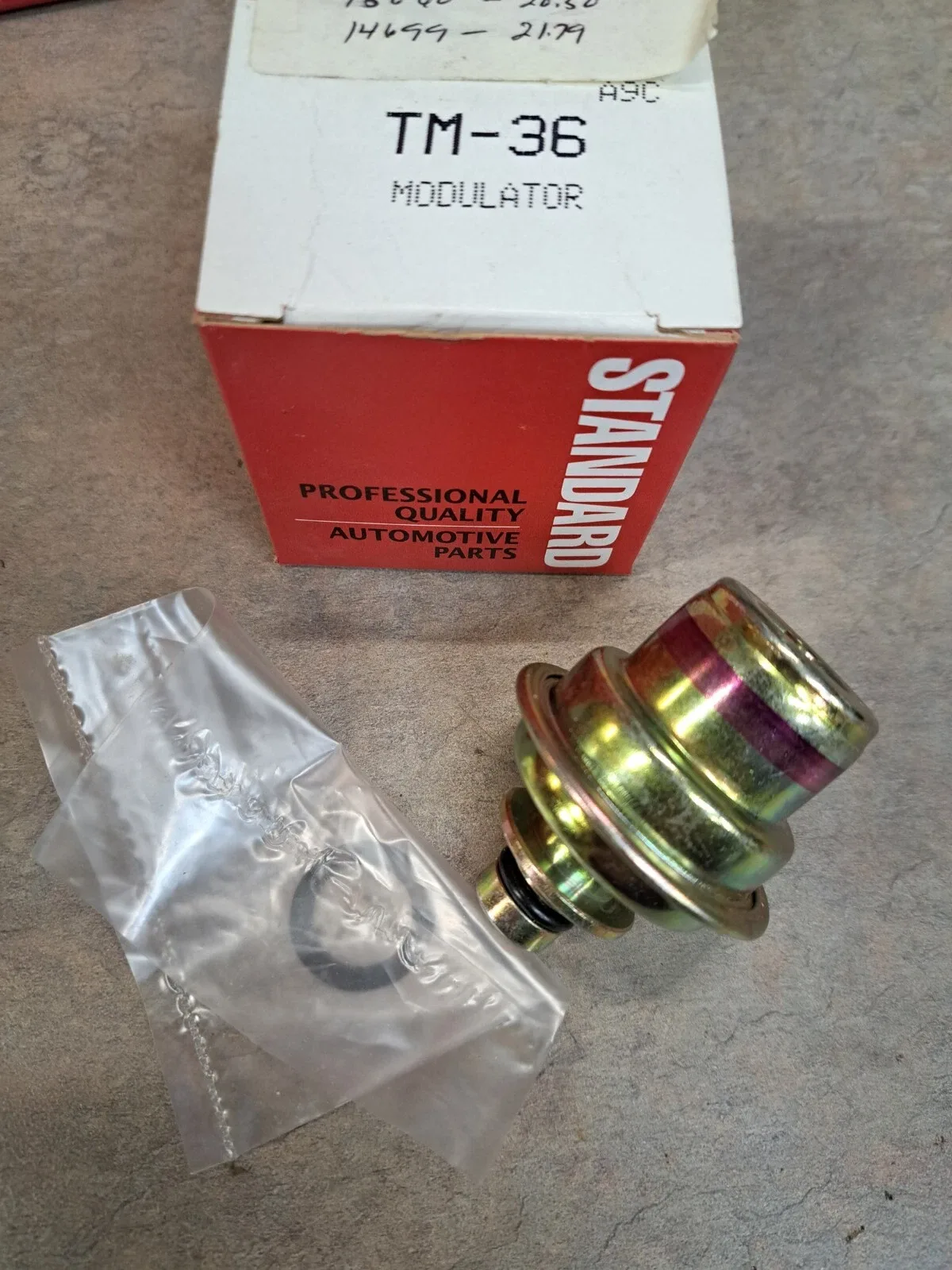 Lot of 3 Transmission Vacuum Modulators Standard Brand TM-41 TM-44 TM-36 image 3