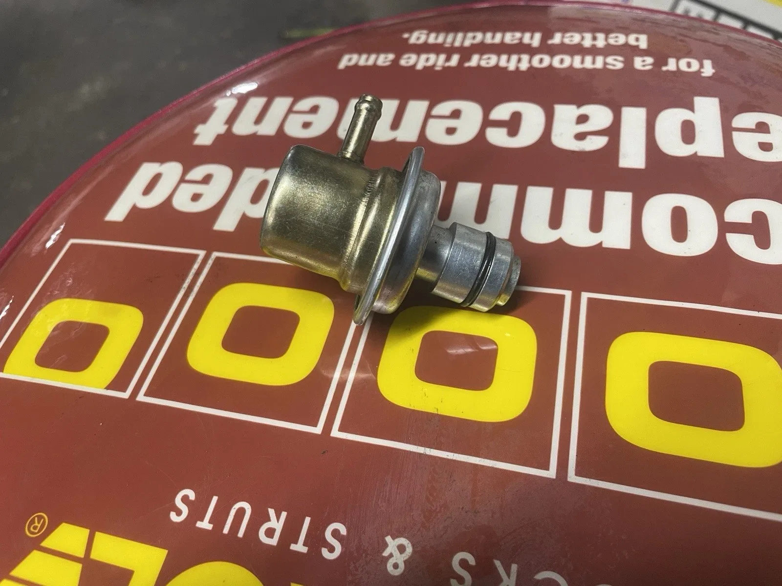 Ford C3 Modulator Valve