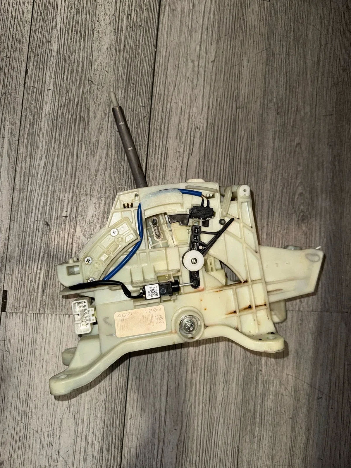 2015-2017 HYUNDAI SONATA GEAR SHIFT ASSEMBLY LEVER AUTOMATIC TRANSMISSION OEM image 2
