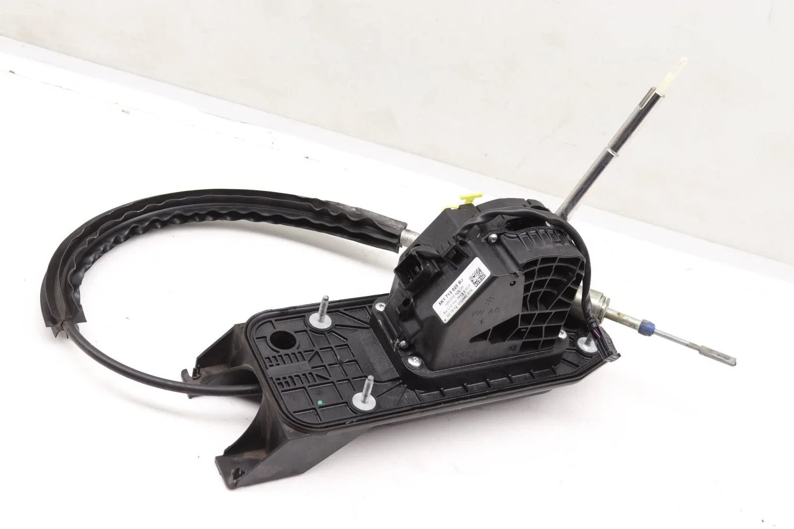 Volkswagen Gear Shift Assembly - (5K1-713-025-CK) - BRAND NEW image 2