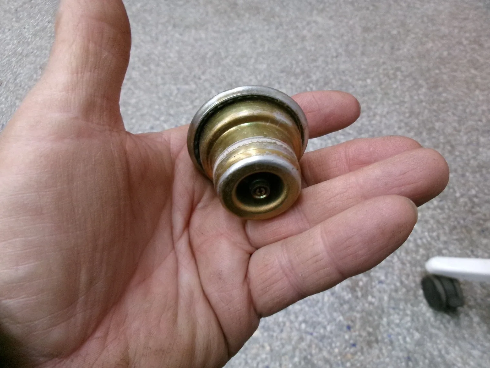 1975 1980 FORD  TRANSMISSION VACUUM MODULATOR Push In Double Orange Stripe image 2