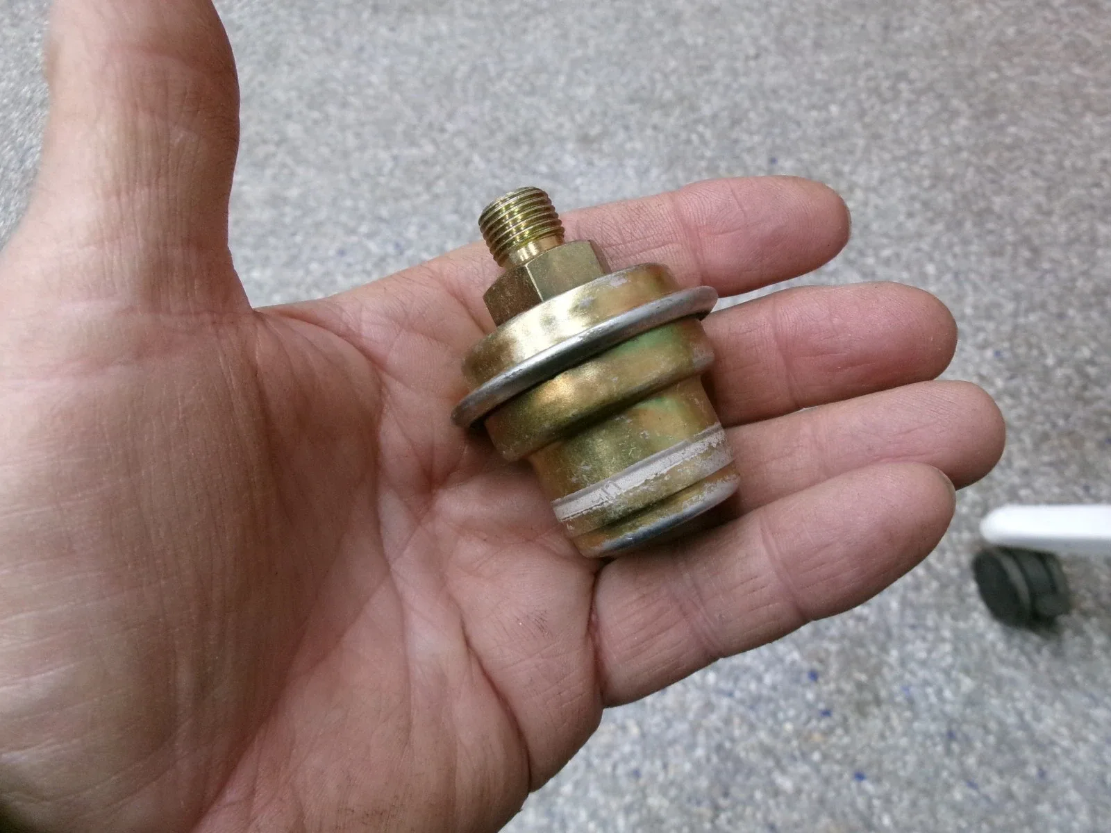 1975 1980 FORD  TRANSMISSION VACUUM MODULATOR Push In Double Orange Stripe