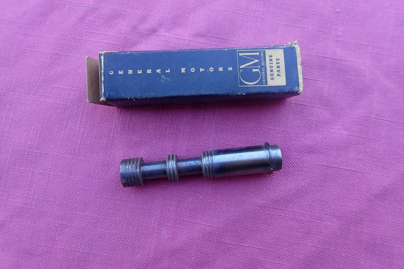 1962-64 Chevy Powerglide trans vacuum modulator valve, NOS! 3789122 Corvette