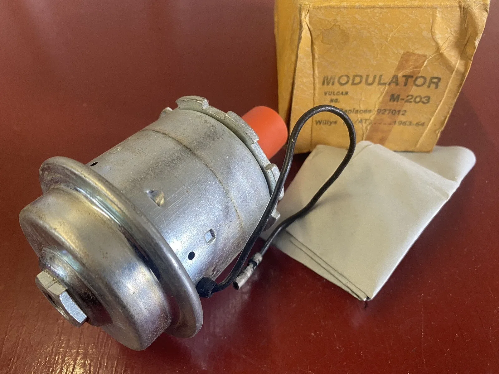 TRANSMISSION MODULATOR FOR 1963 1964 WILLYS WITH AUTOMATIC TRANSMISSION 927012