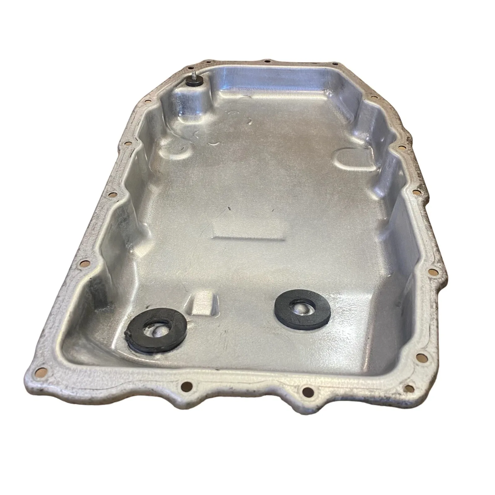 8L90E GMC Chevrolet OIL PAN 15-BOLT OEM USED image 4