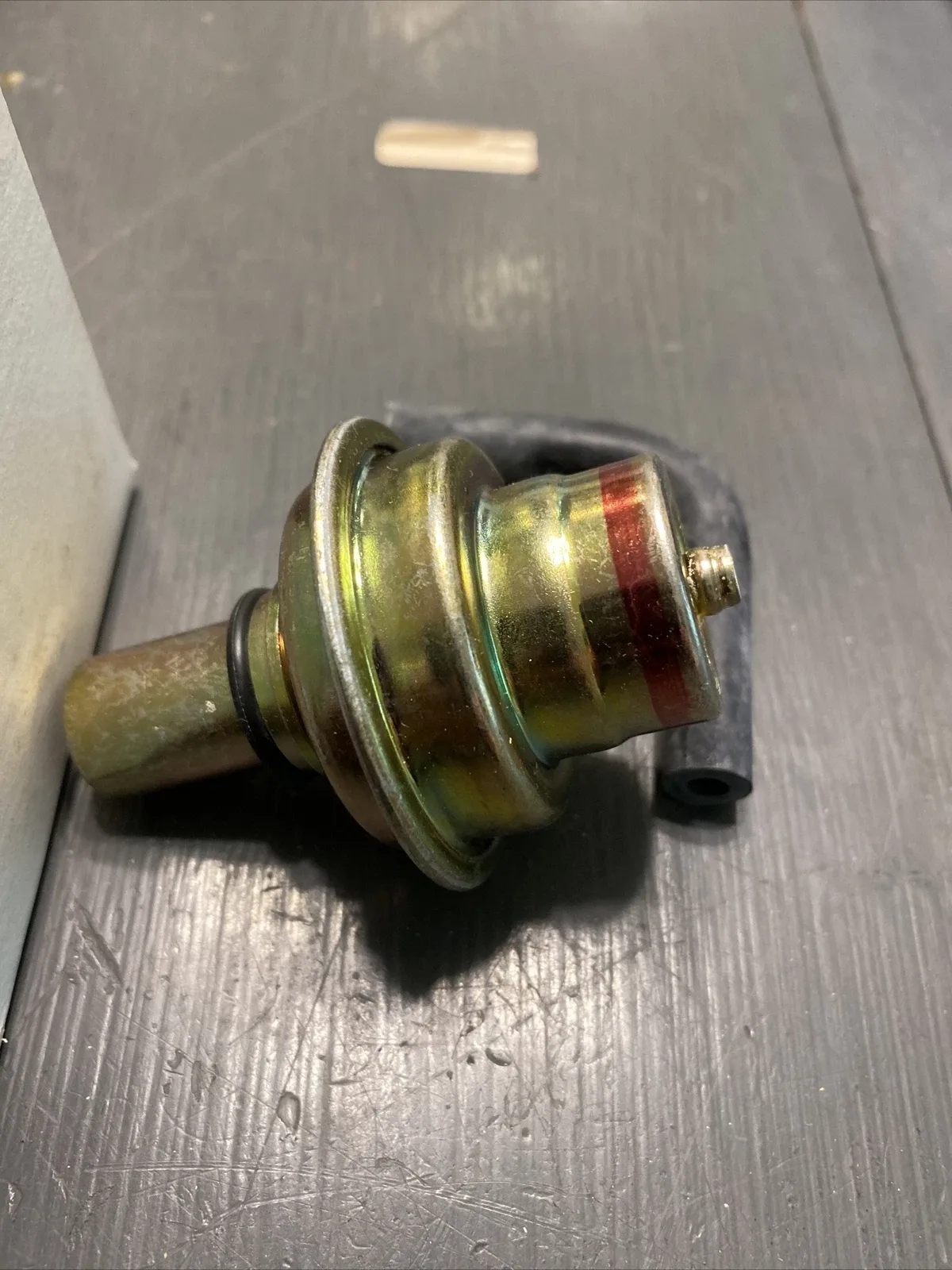 Standard Ignition Automatic Transmission Vacuum Modulator TM102 image 2