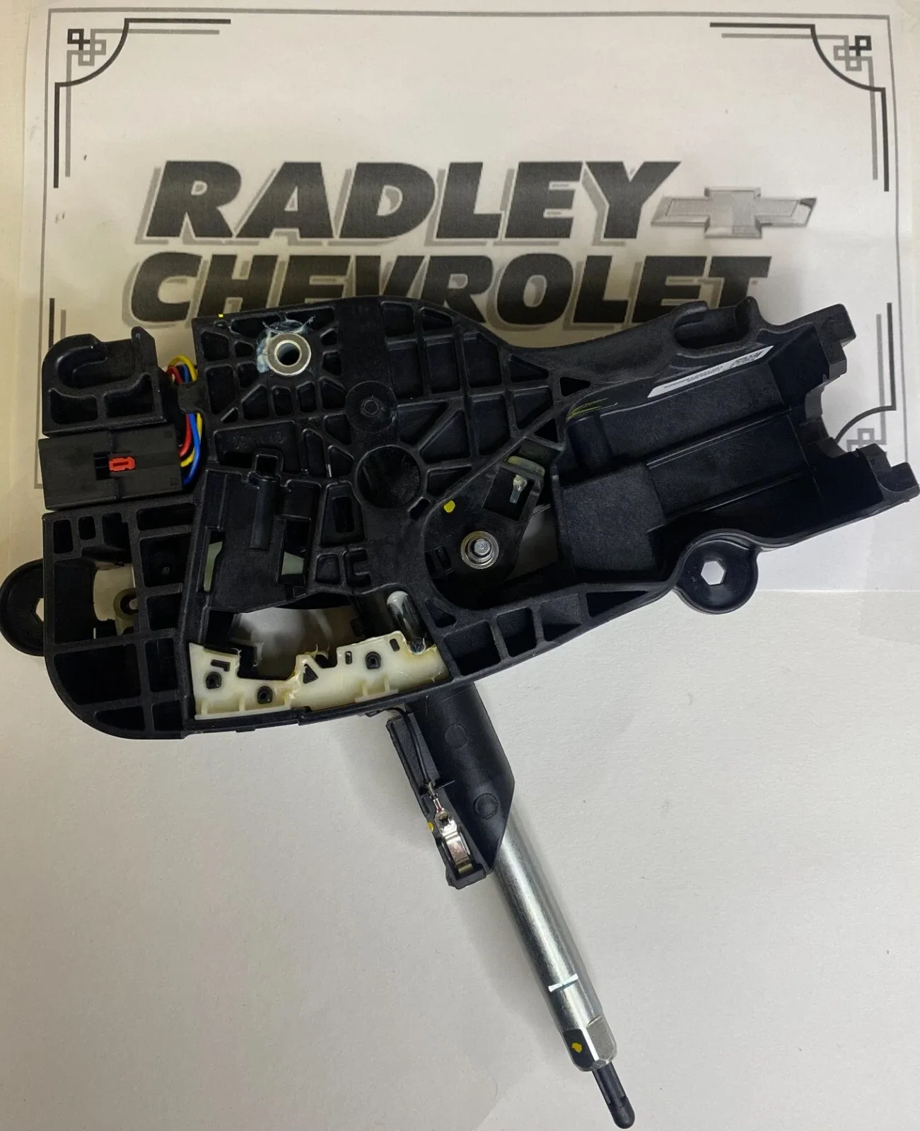 NEW GM OEM 16-18 MALIBU CONSOLE CENTER- SHIFTER- GENERAL MOTORS GMC 13534322