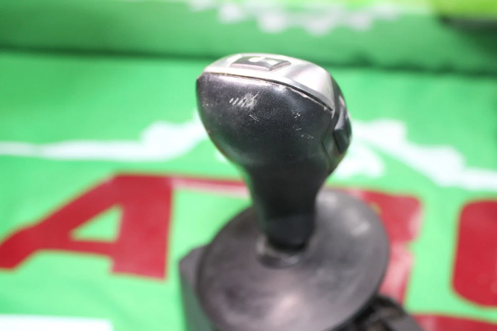 BMW M5 E60 E61 E63 E64 528i 535i 550i Shifter Assembly Gear Selector Lever Knob image 3