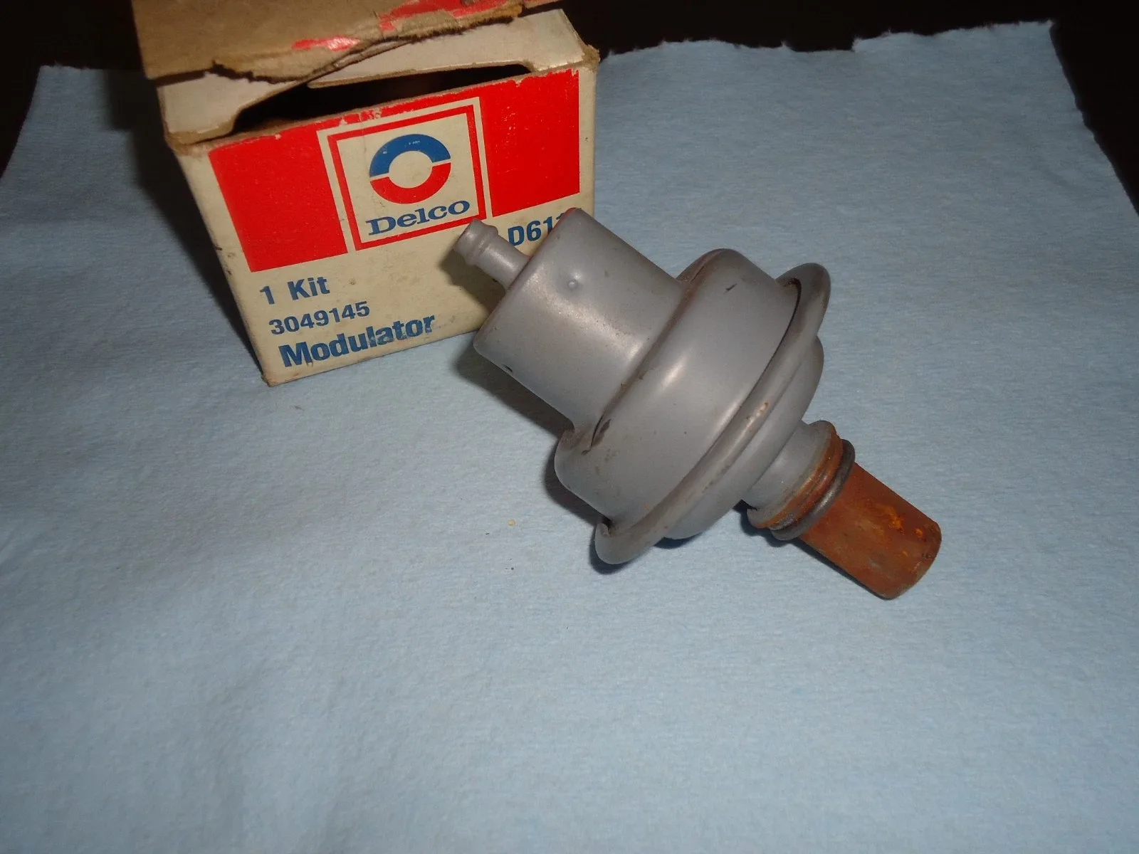 New NOS Delco GM Transmission Vacuum Modulator 3049145 TH400 Camaro Chevelle image 2